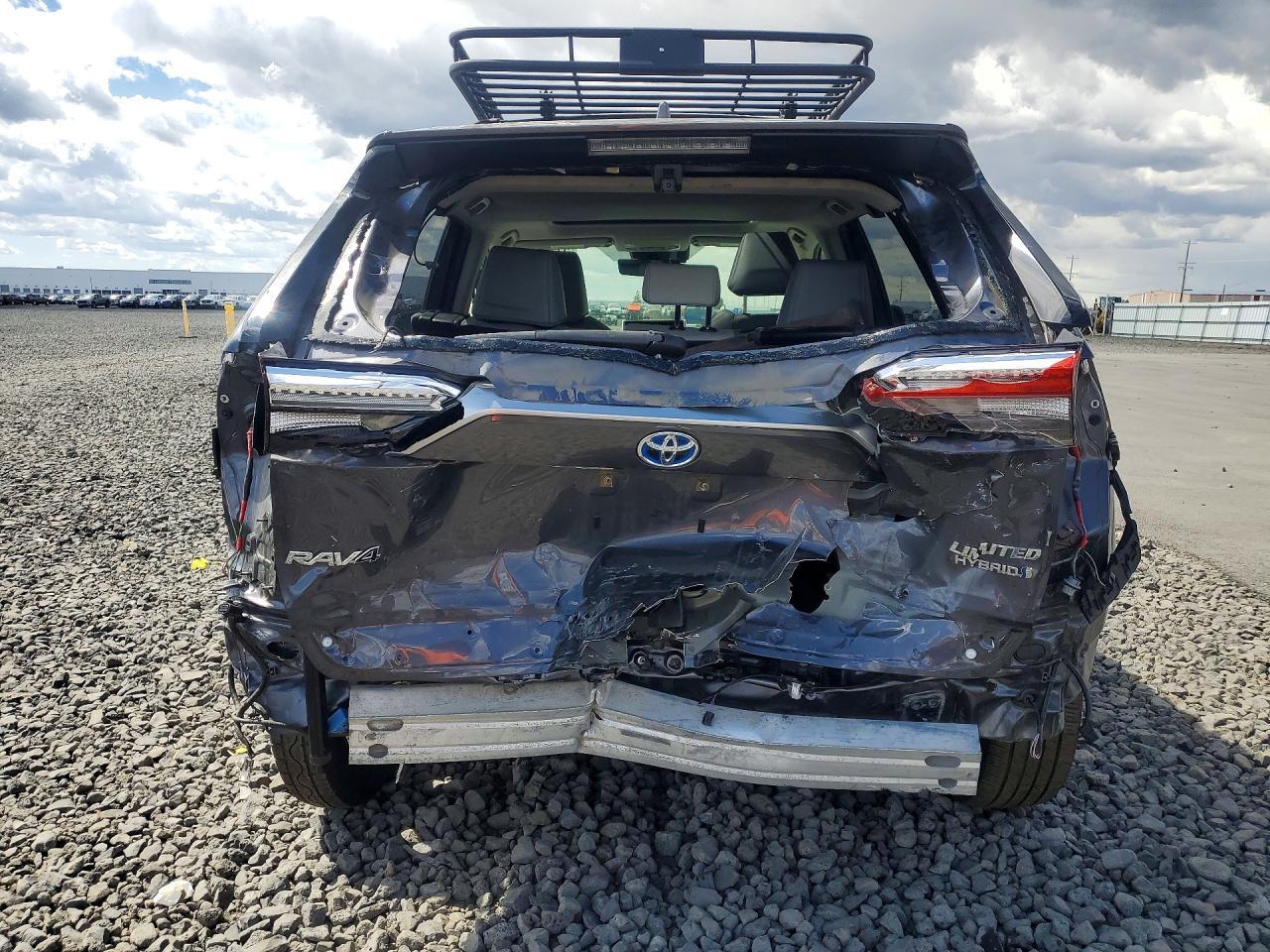 2020 Toyota Rav4 Limited - Image 6