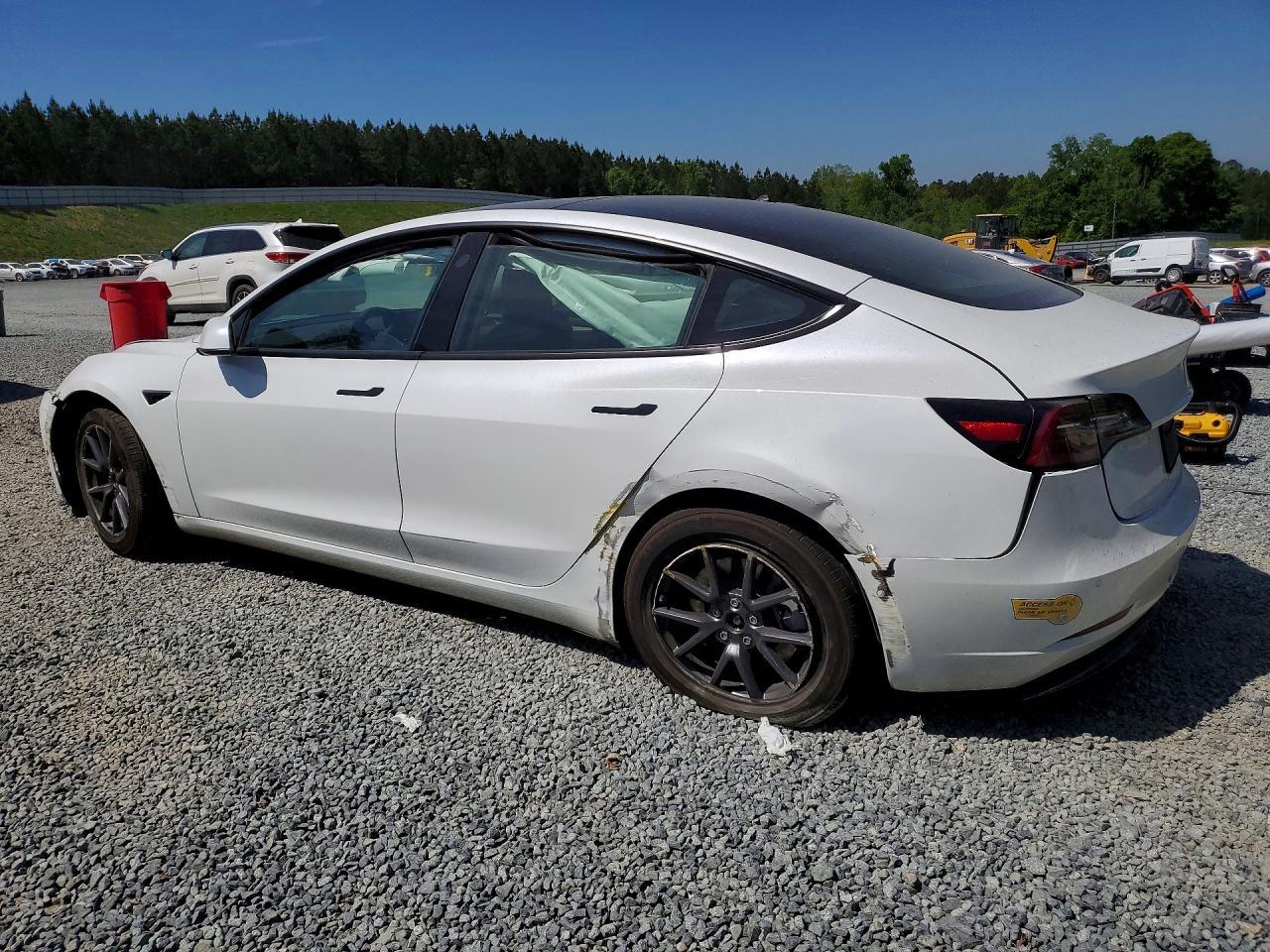 2021 Tesla Model 3 - Image 2