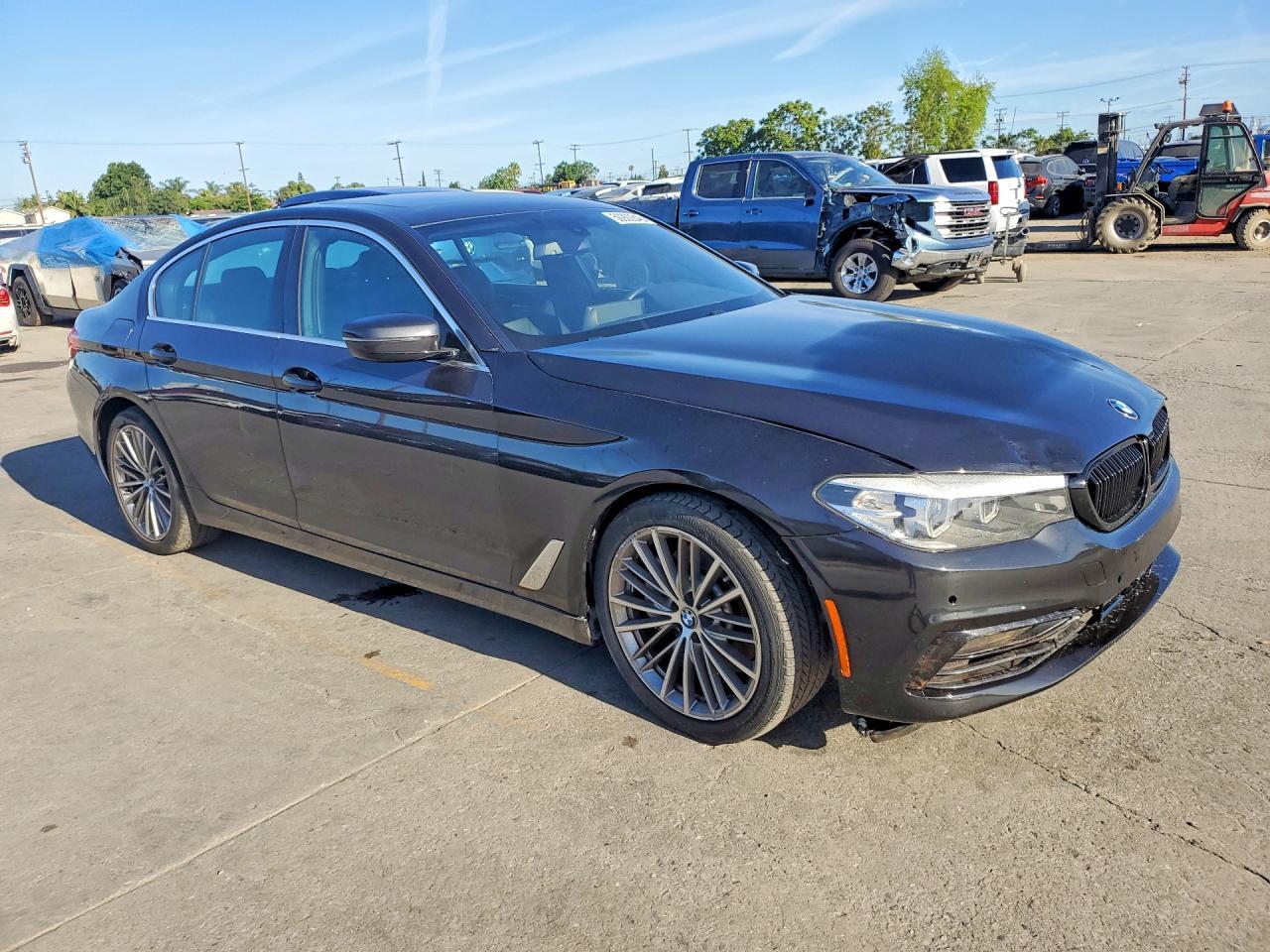 2020 BMW 530 I - Фото 4
