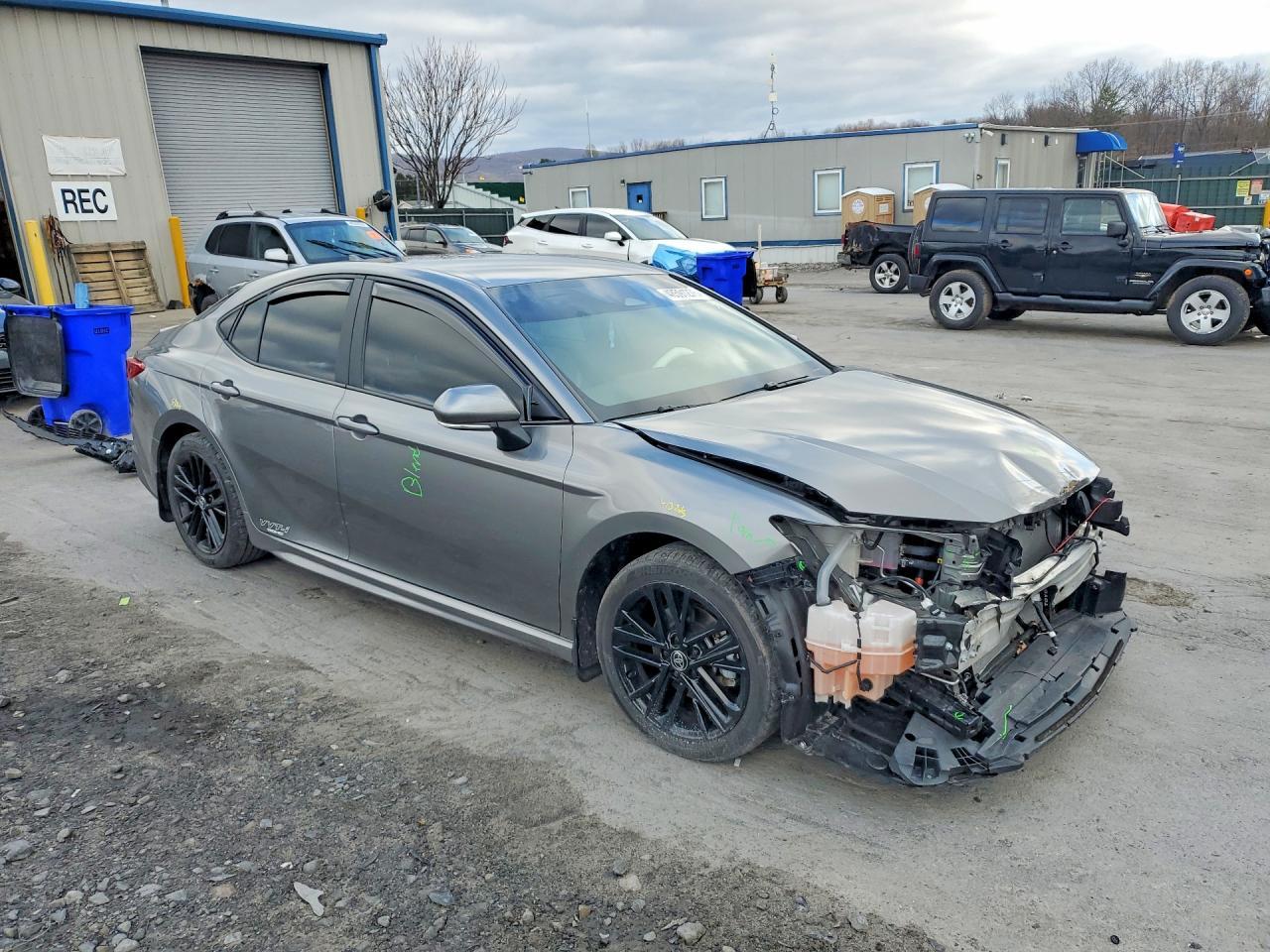 2025 Toyota Camry Se - Фото 4