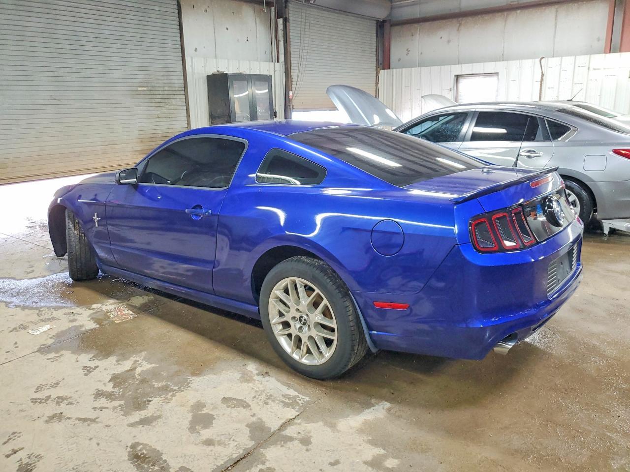 2014 Ford Mustang - Image 2