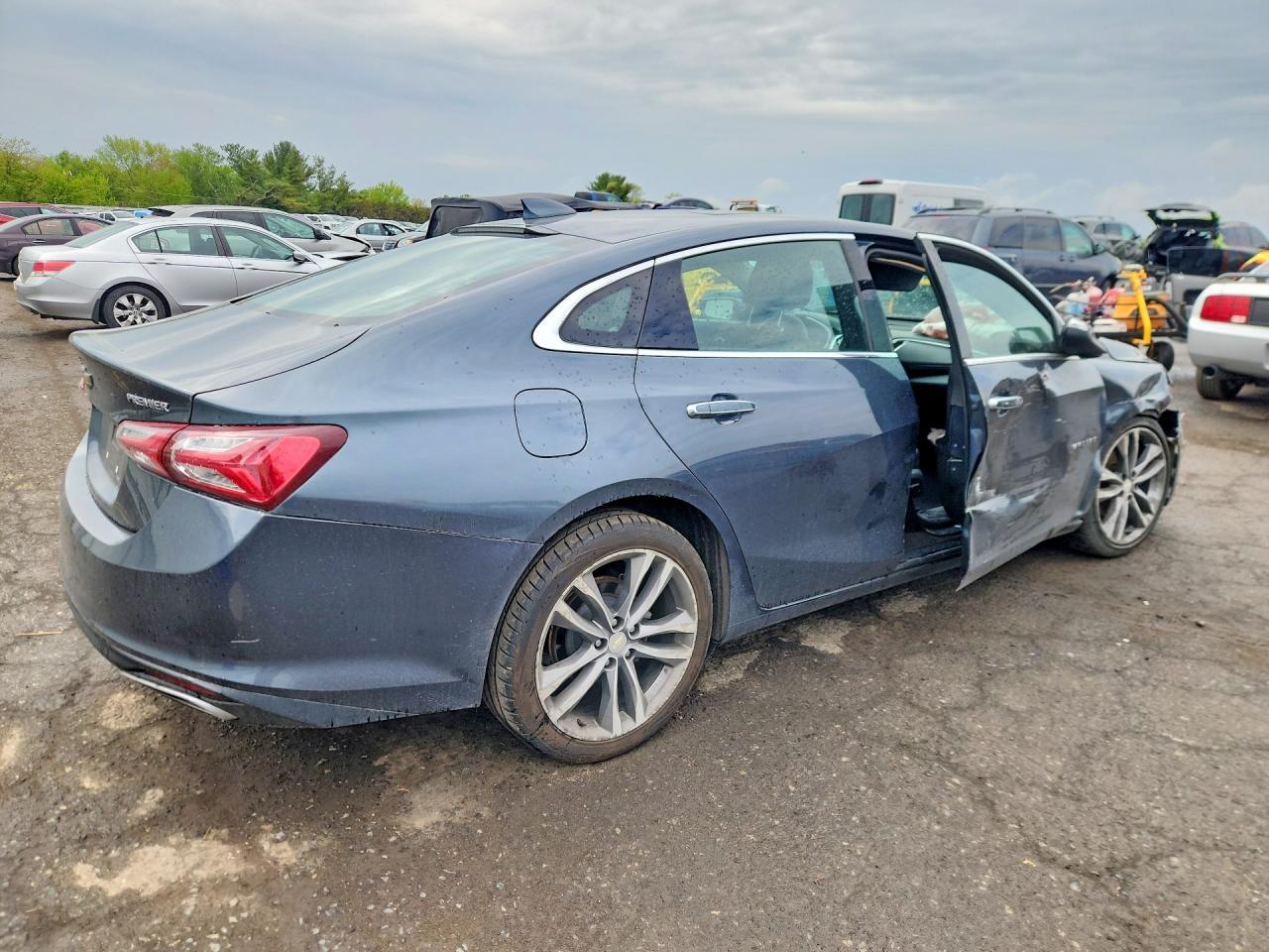 2020 Chevrolet Malibu Premier (2Lz) - Фото 3