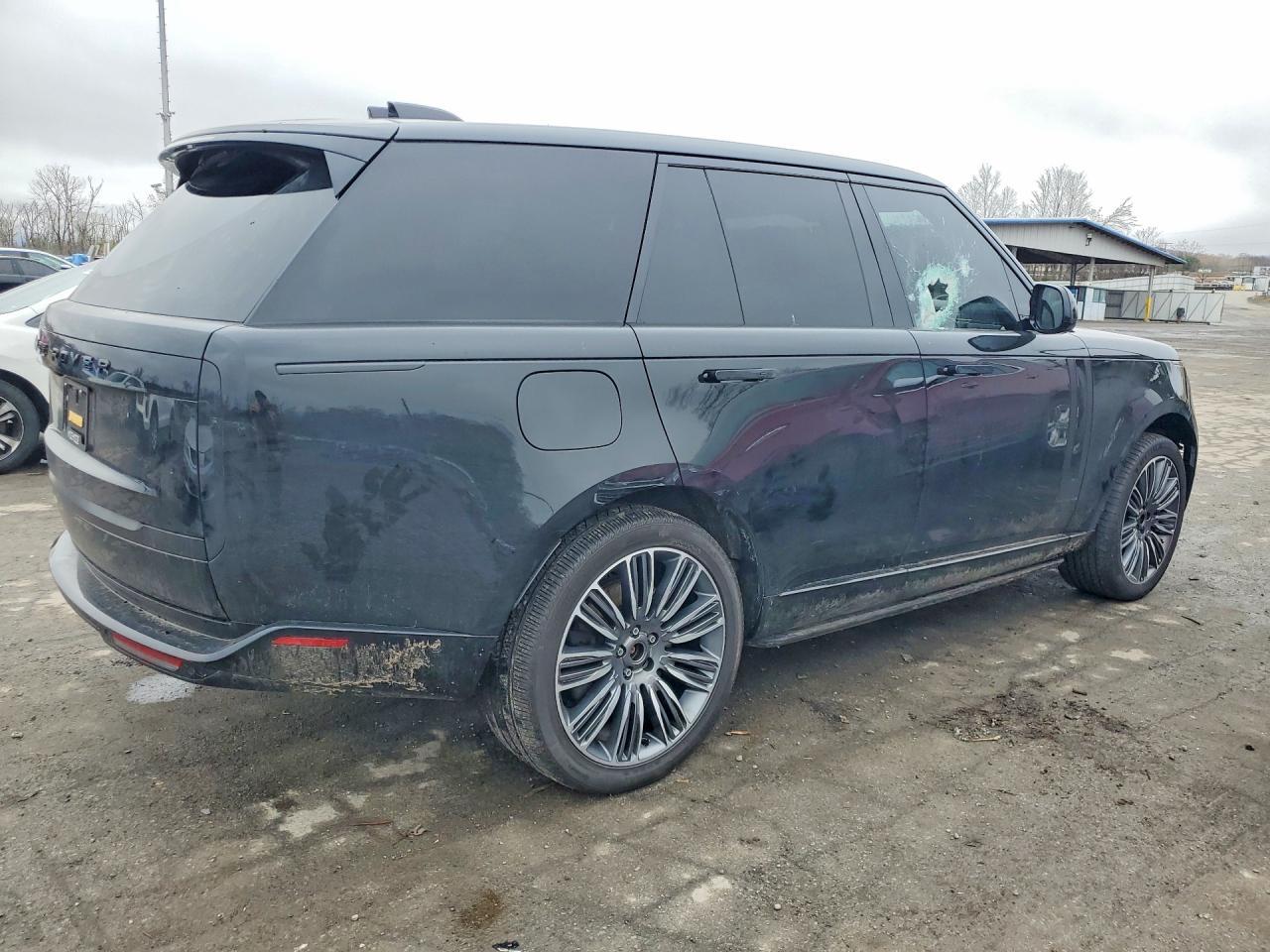 2025 Land Rover Range Rover Se - Фото 3
