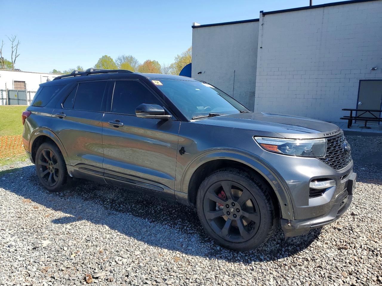 2020 Ford Explorer St - Image 4
