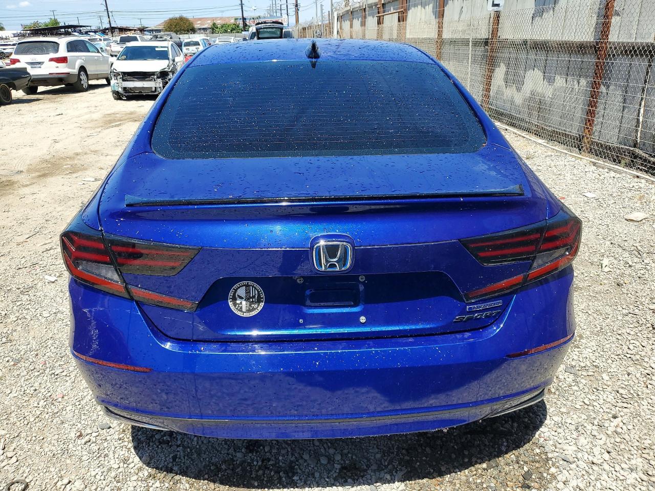 2022 Honda Accord Hybrid Sport - Image 6
