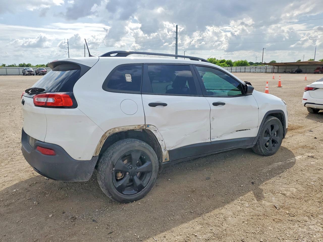 2017 Jeep Cherokee Sport - Image 3