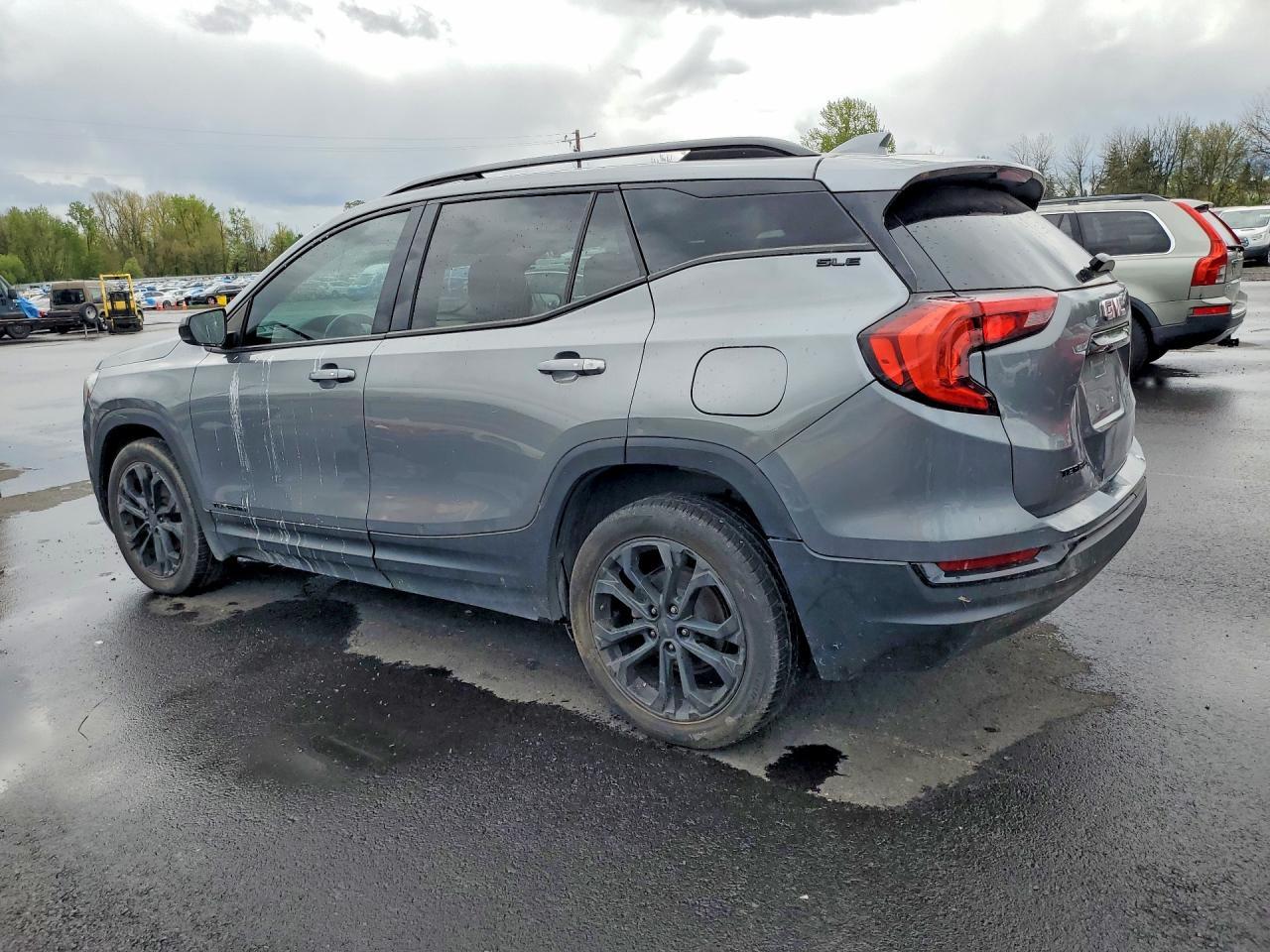 2020 GMC Terrain Sle - Image 2