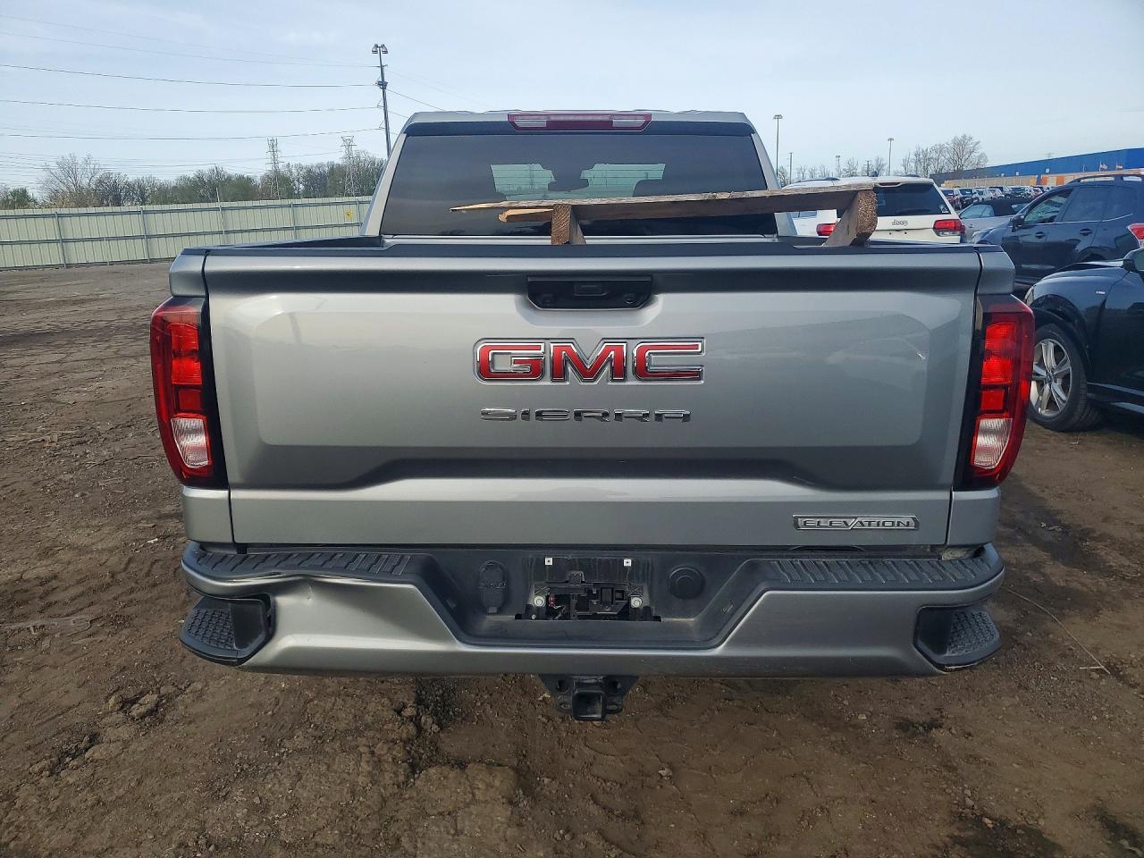 2026 GMC Sierra K1500 Elevation-L - Image 6