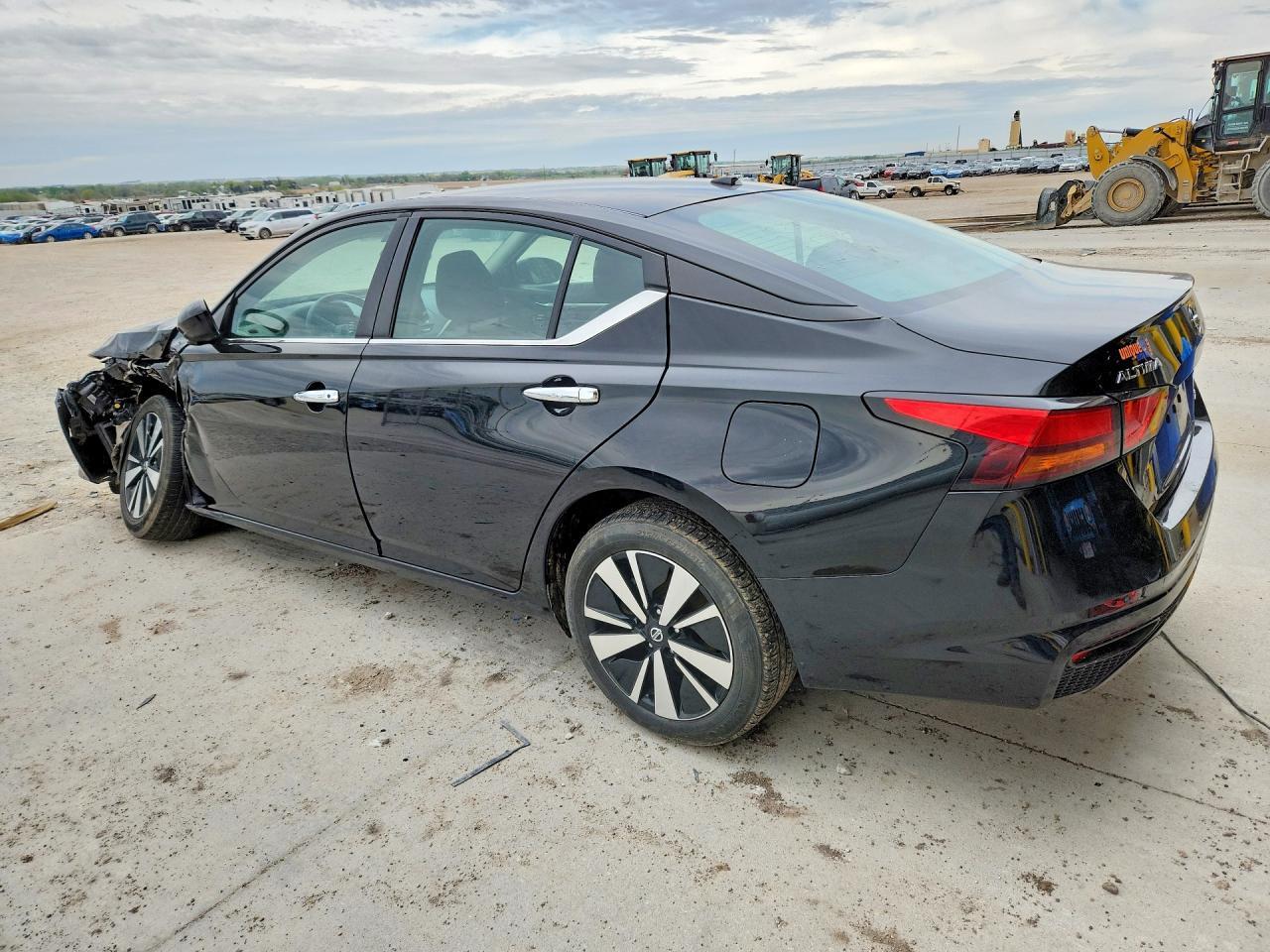 2021 Nissan Altima Sv - Image 2