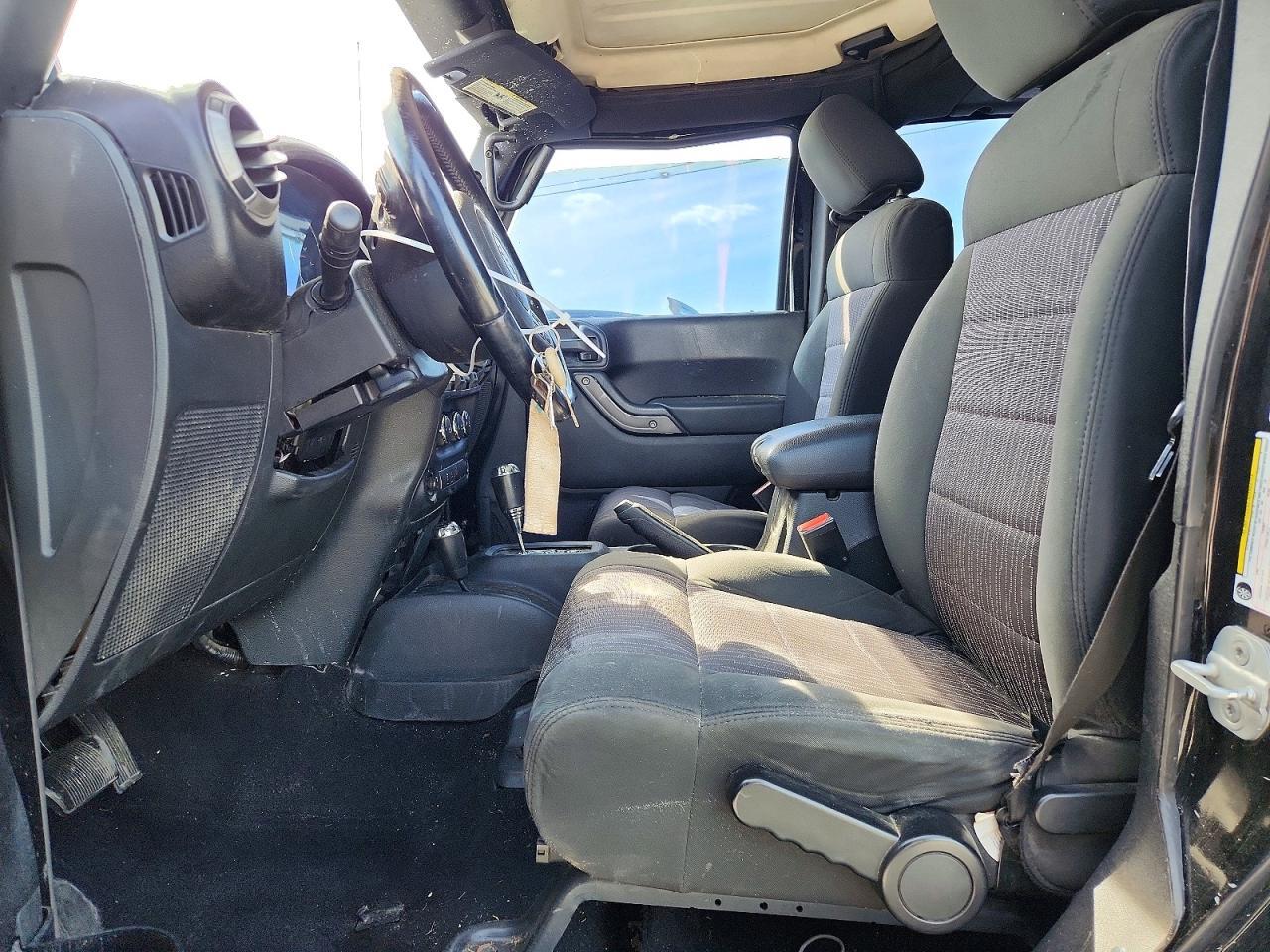 2012 Jeep Wrangler Unlimited Sport - Image 7