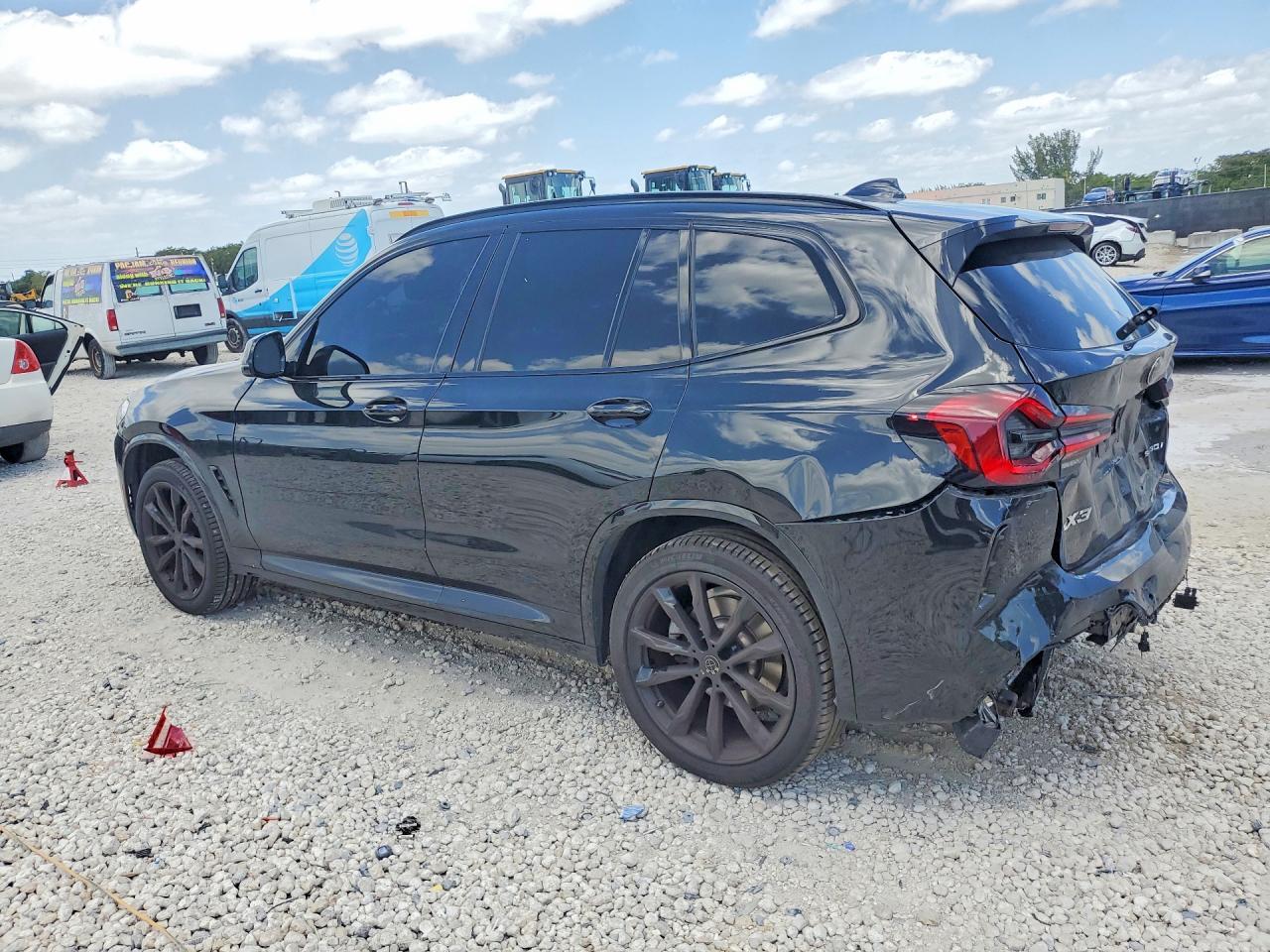 2024 BMW X3 Sdrive30I - Фото 2