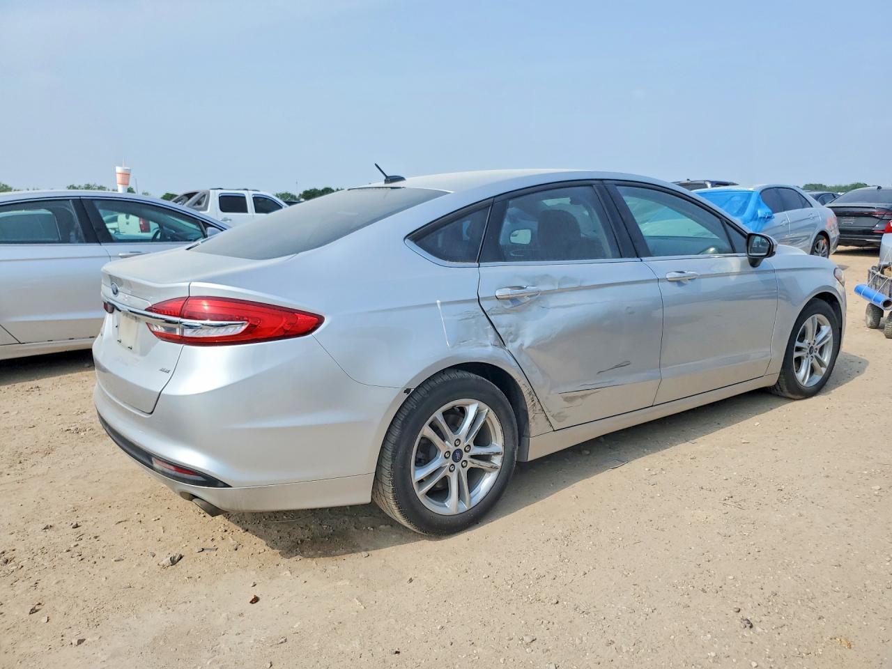 2018 Ford Fusion Se - Image 3