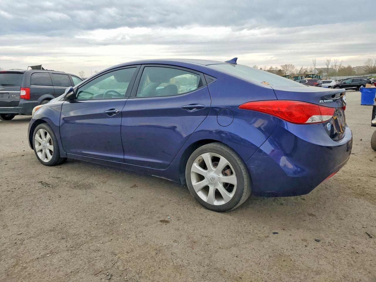 2011 Hyundai Elantra Limited - Фото 2