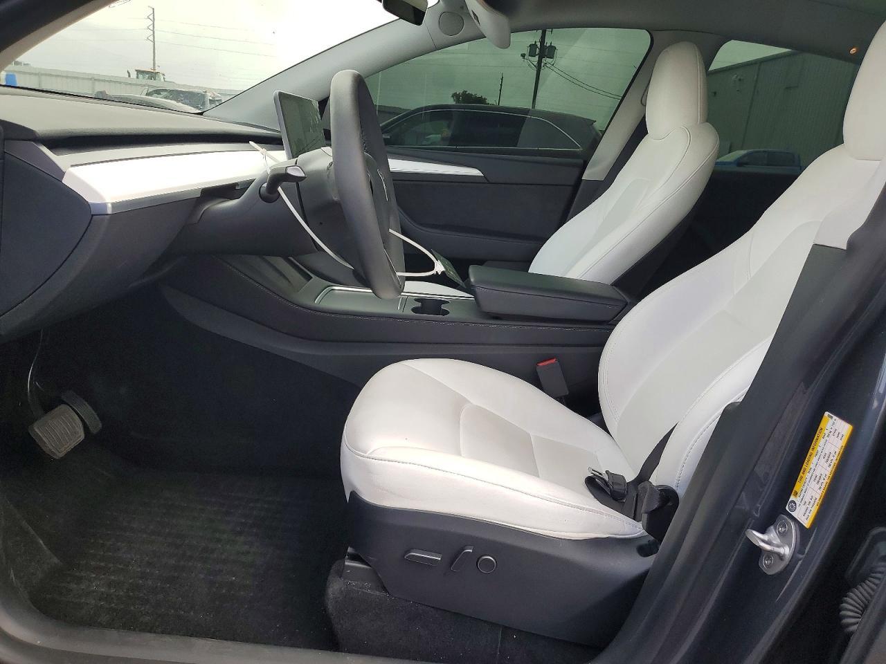 2023 Tesla Model Y - Фото 7