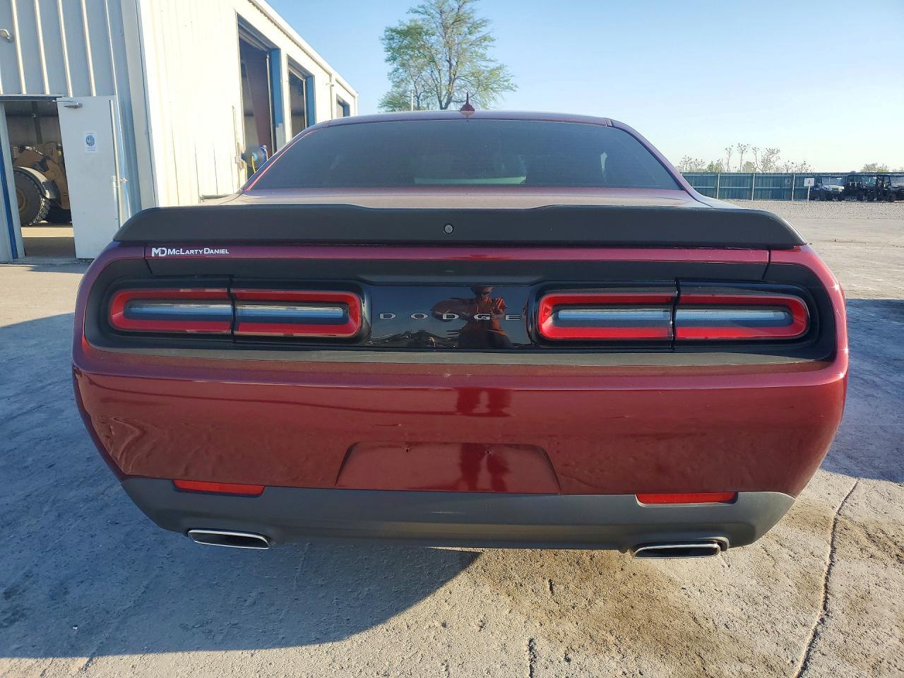 2022 Dodge Challenger Sxt - Фото 6