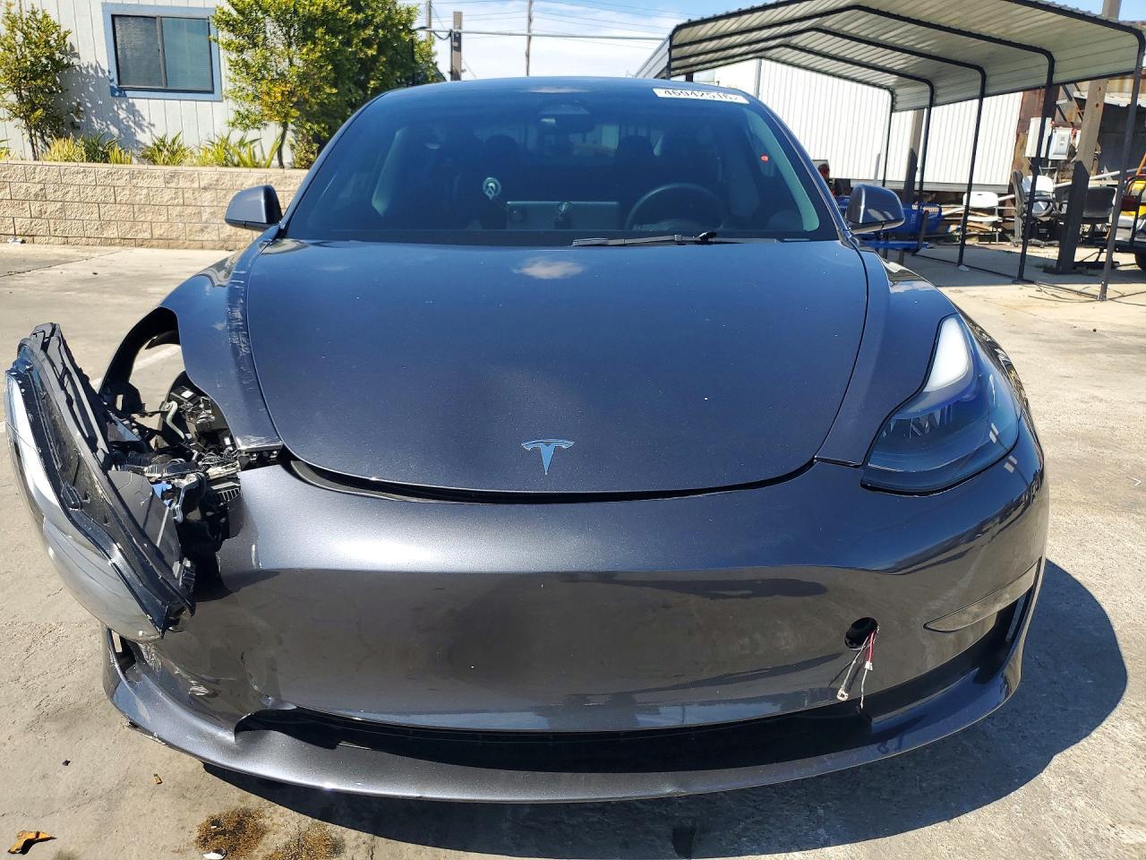 2023 Tesla Model 3 - Фото 5