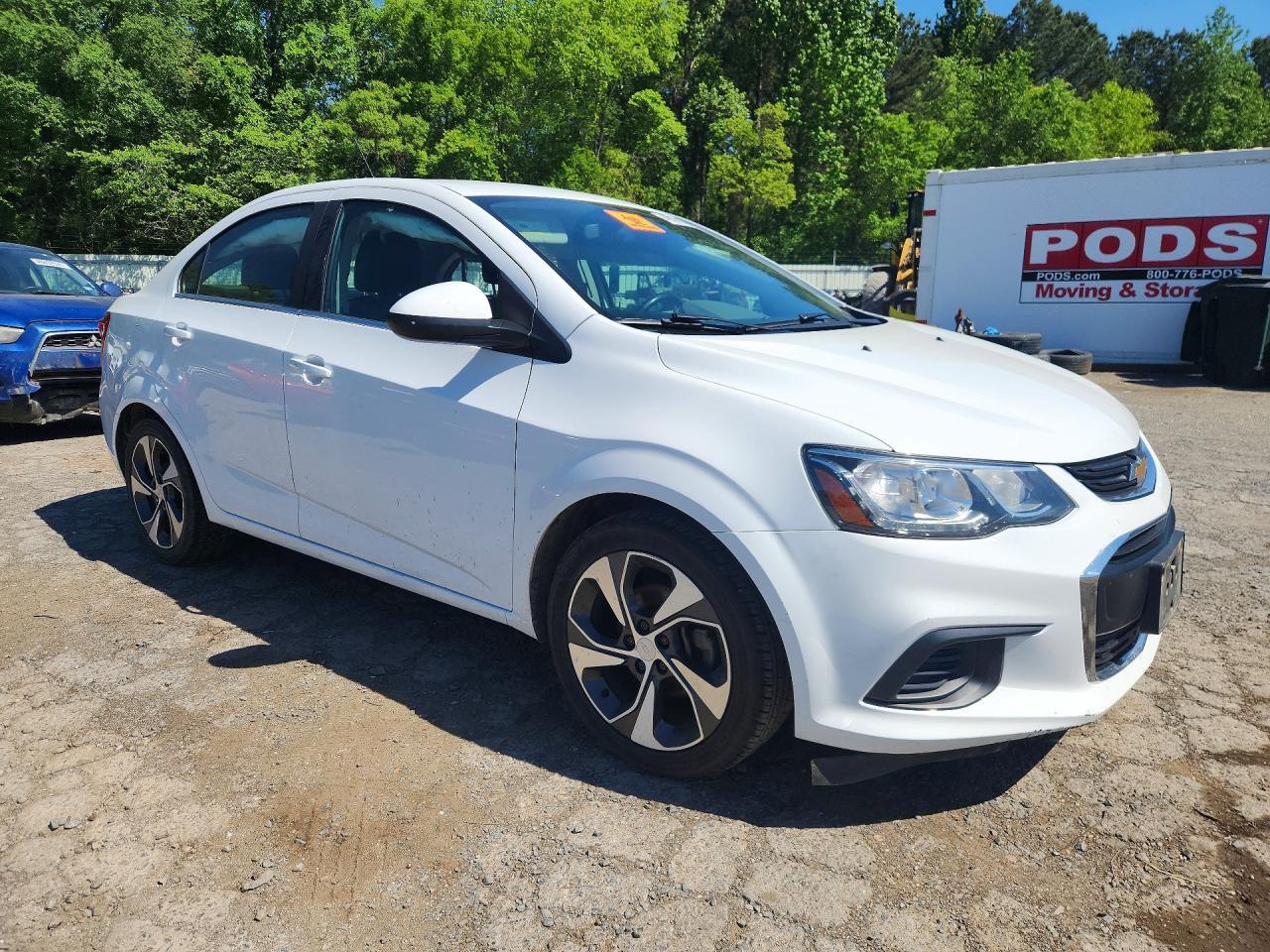 2017 Chevrolet Sonic Premier - Фото 4