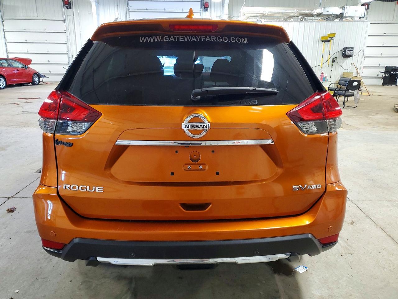 2020 Nissan Rogue Sv - Фото 6