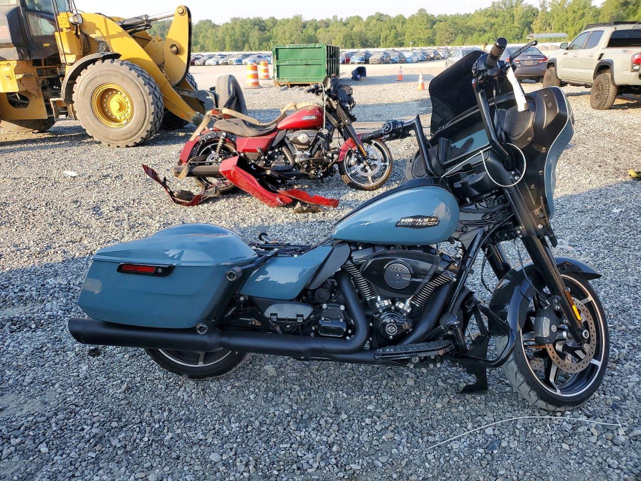 2024 Harley-Davidson Flhx