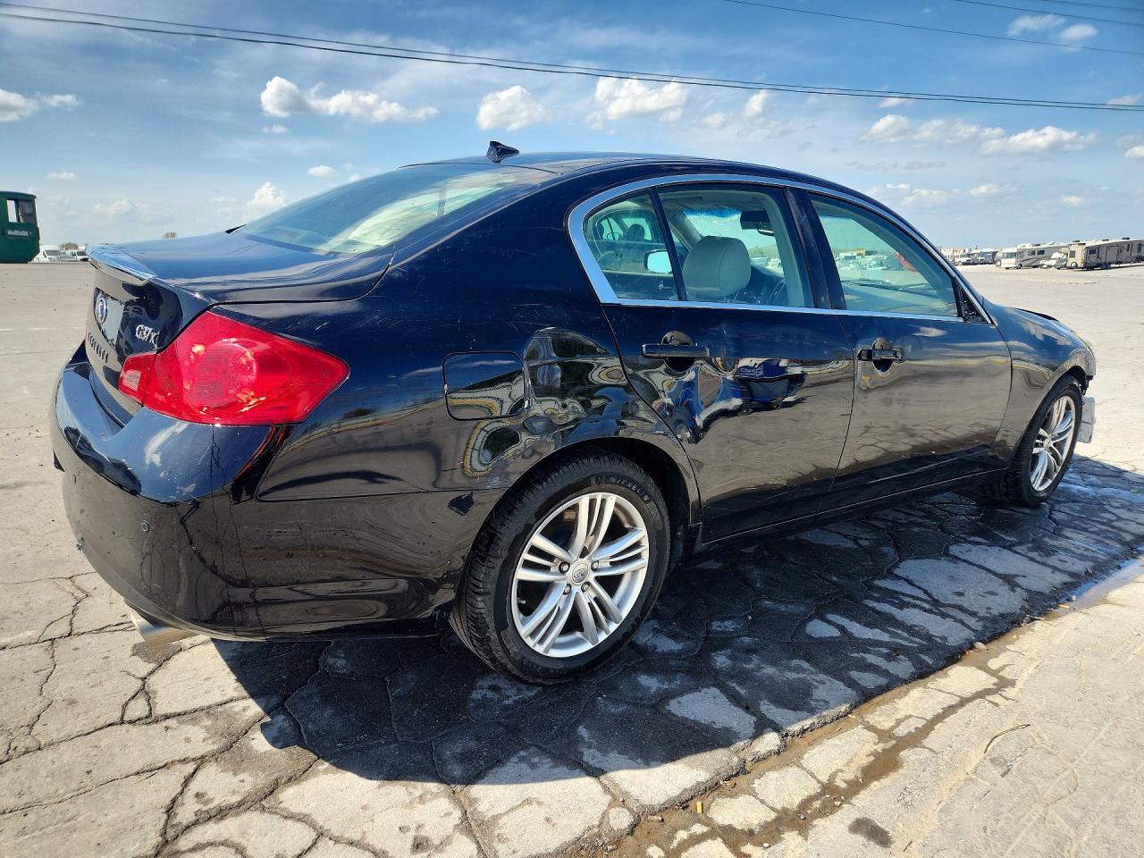 2012 Infiniti G37 Sedan X - Image 3