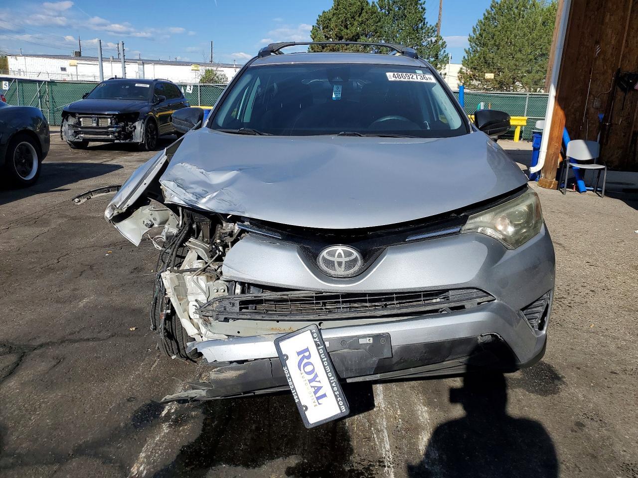 2018 Toyota Rav4 Le - Image 5