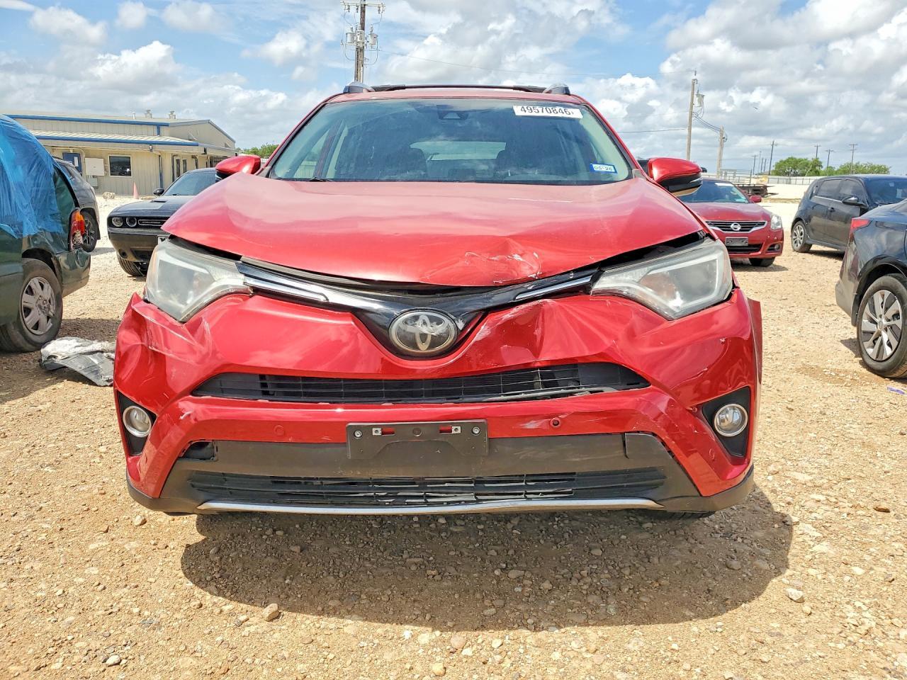 2016 Toyota Rav4 Xle - Image 5