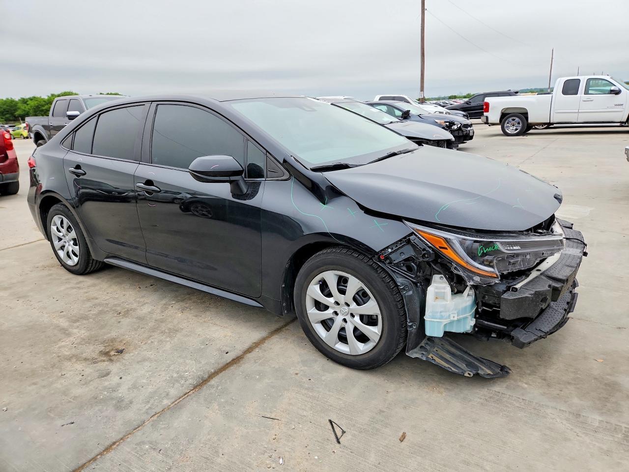 2022 Toyota Corolla Le - Image 4