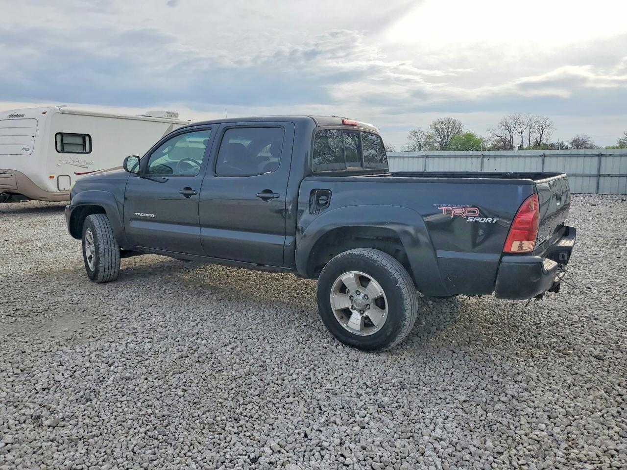 2007 Toyota Tacoma Double Cab - Image 2