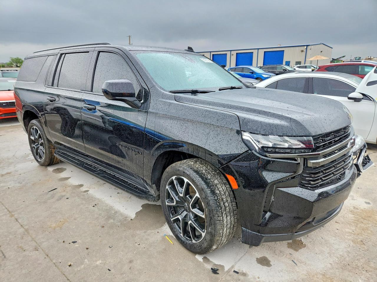 2021 Chevrolet Suburban C1500 Rst - Фото 4