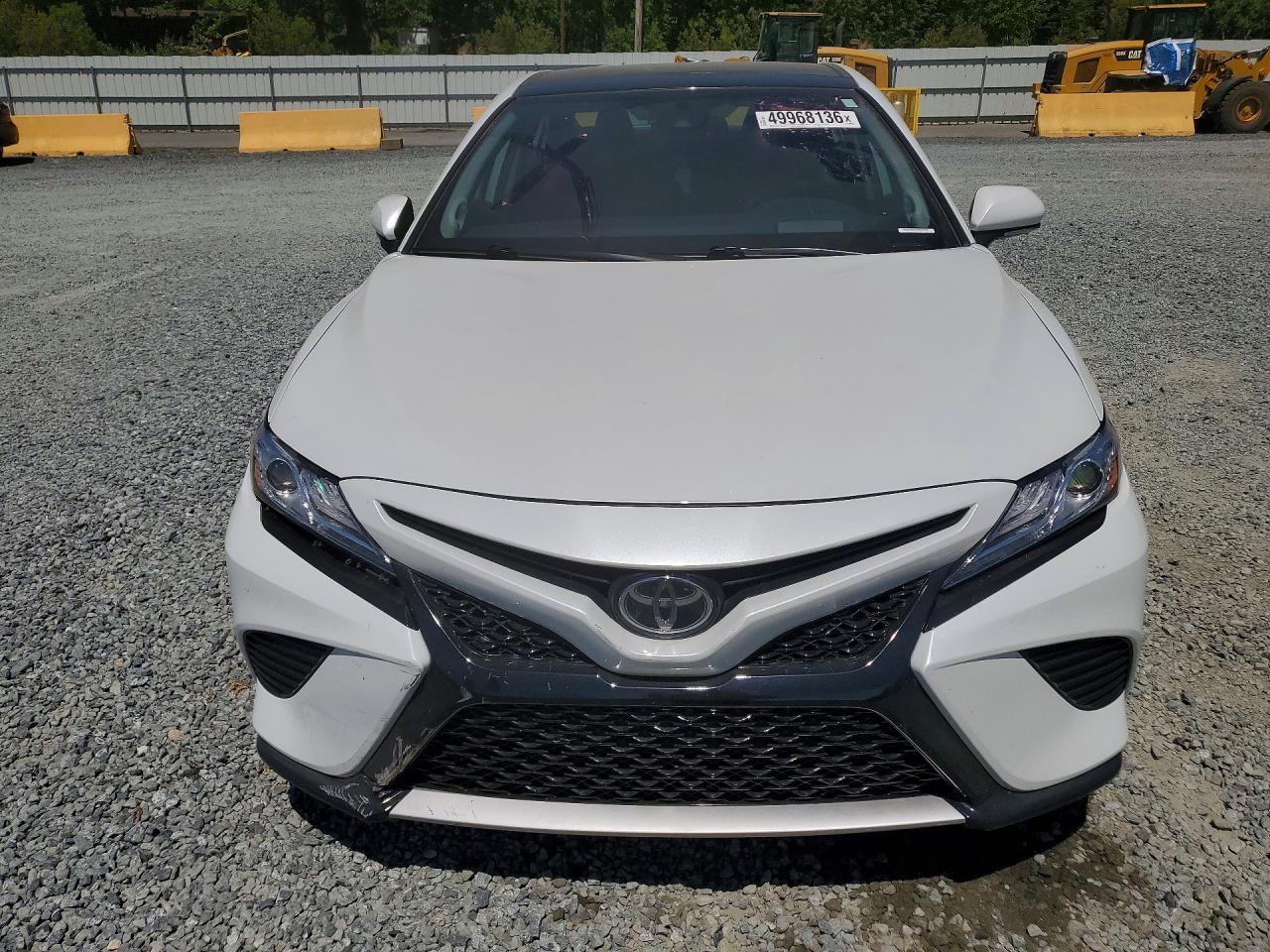 2020 Toyota Camry - Фото 5