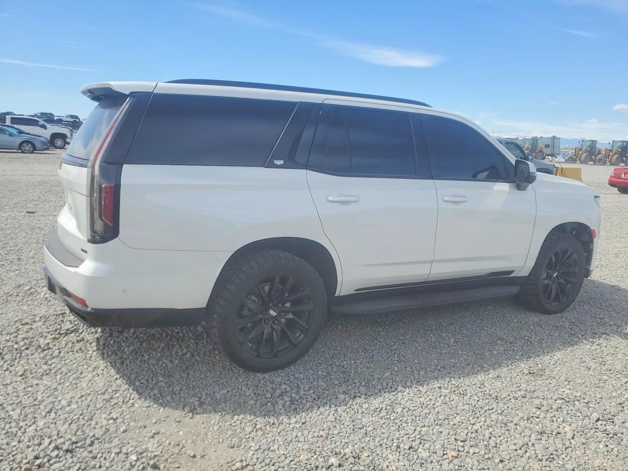 2021 Cadillac Escalade Sport - Фото 3