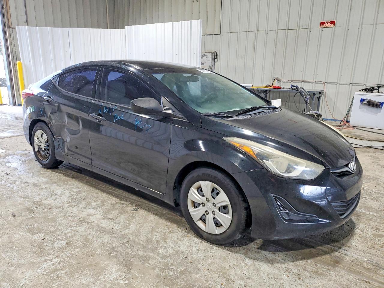 2016 Hyundai Elantra Se - Image 4