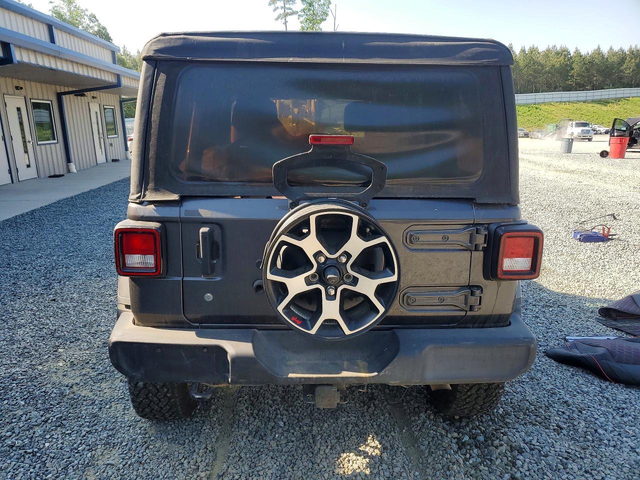 2020 Jeep Wrangler Unlimited Sport - Фото 6