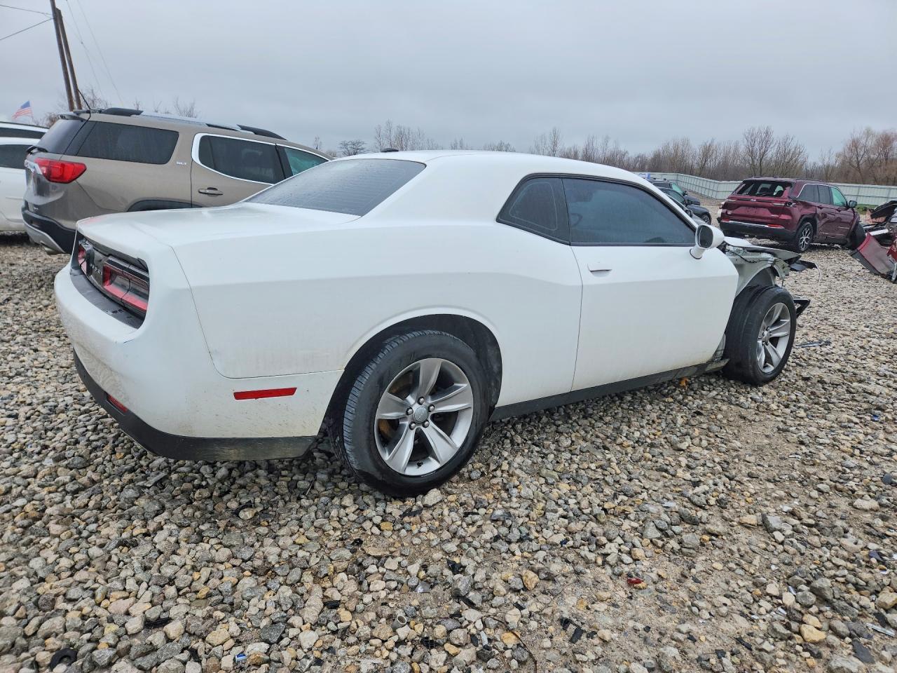 2016 Dodge Challenger Sxt - Image 3
