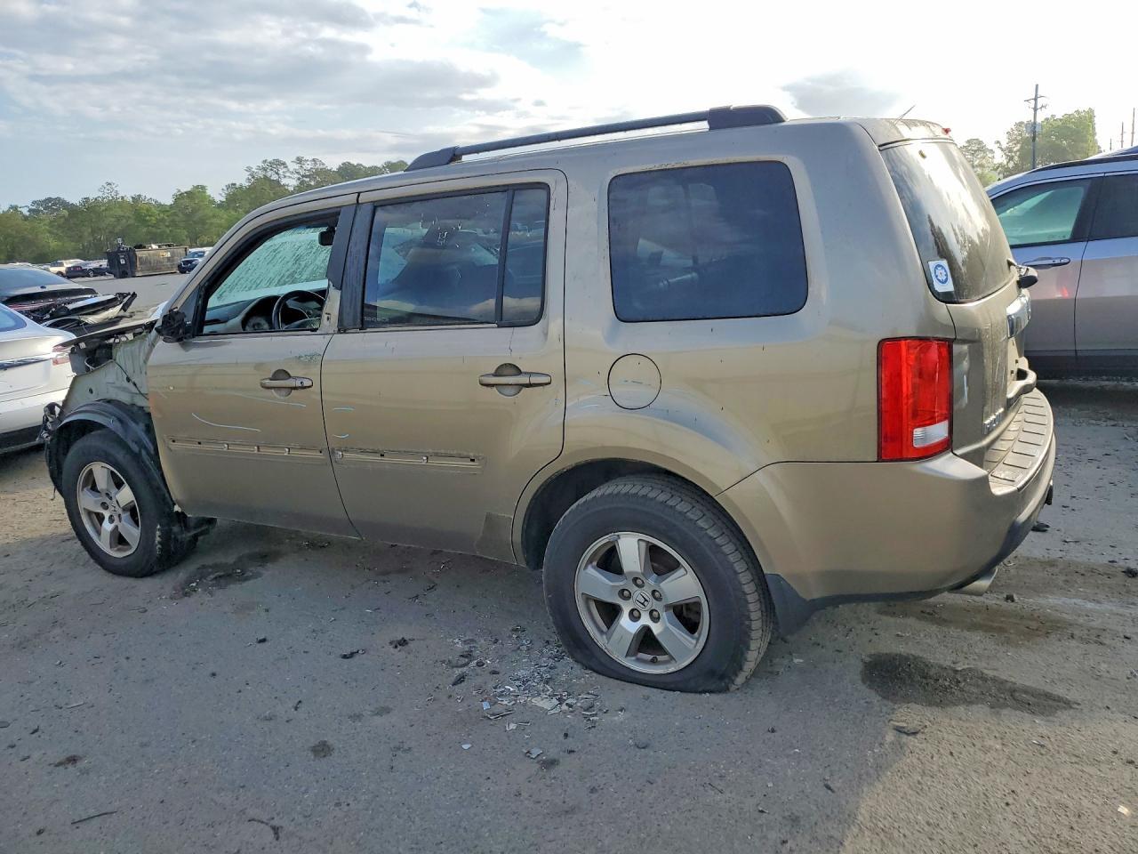 2011 Honda Pilot Exl - Image 2
