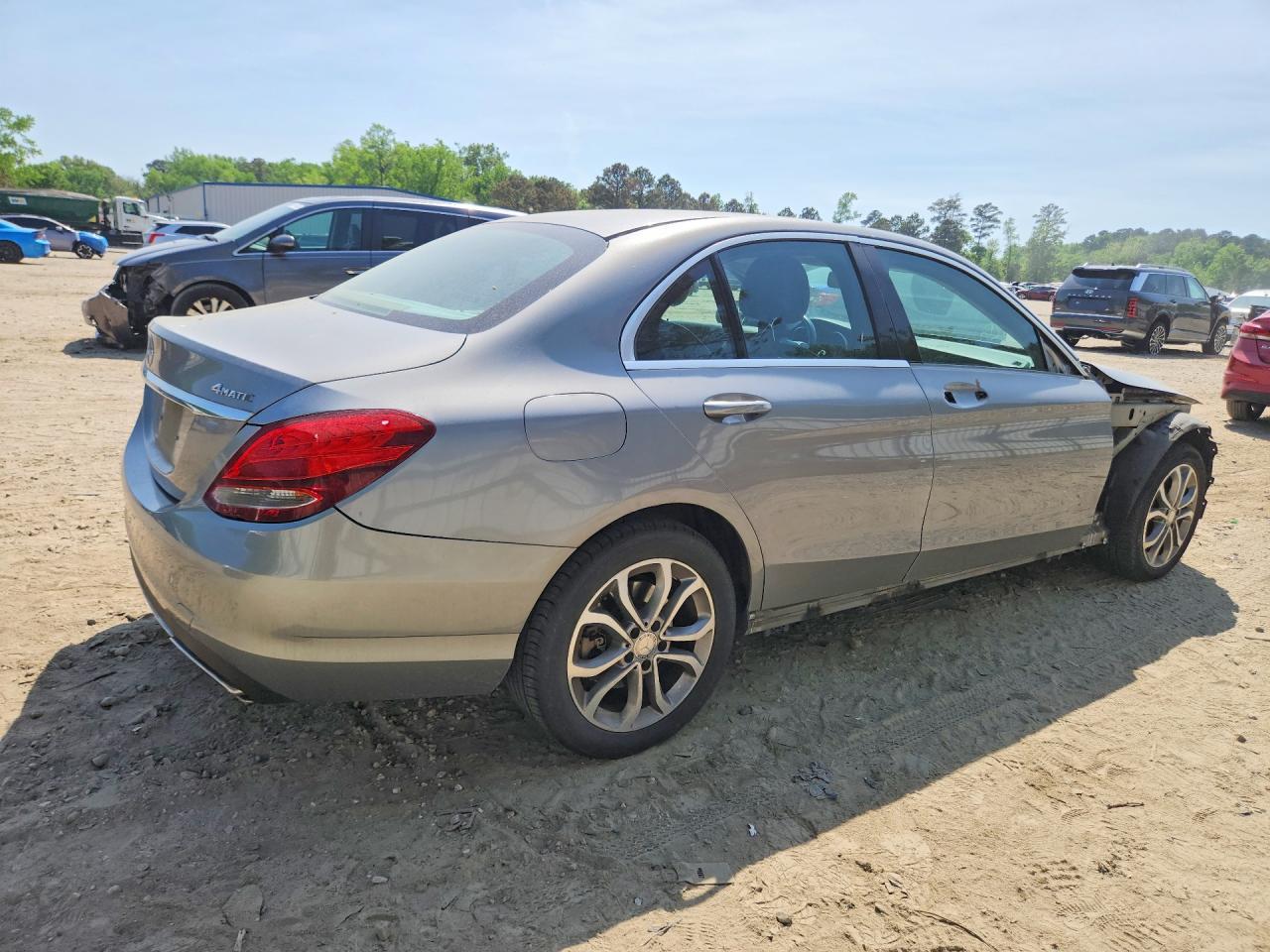 2015 Mercedes-Benz C 300 4Matic - Image 3