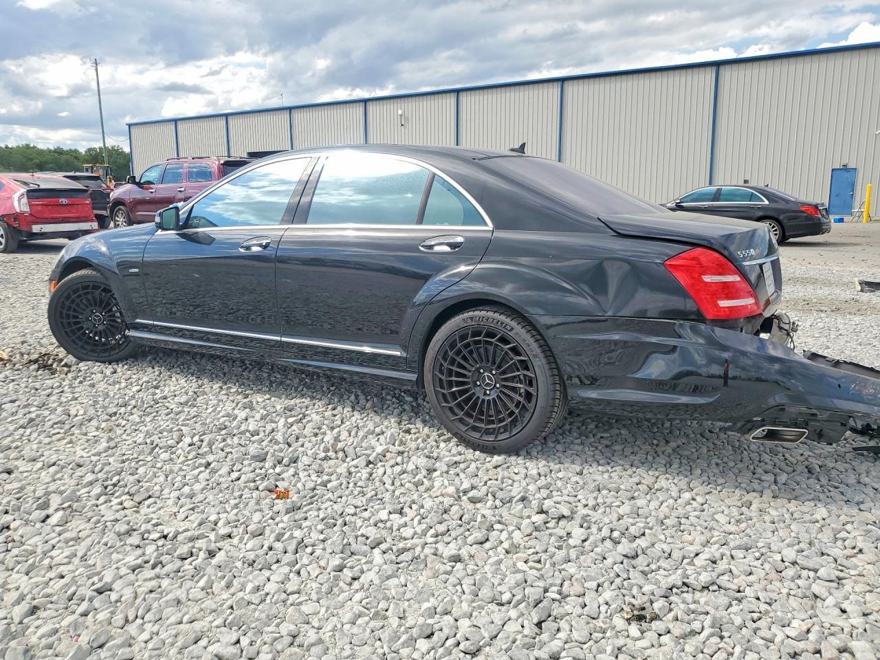 2012 Mercedes-Benz S 550 - Фото 2
