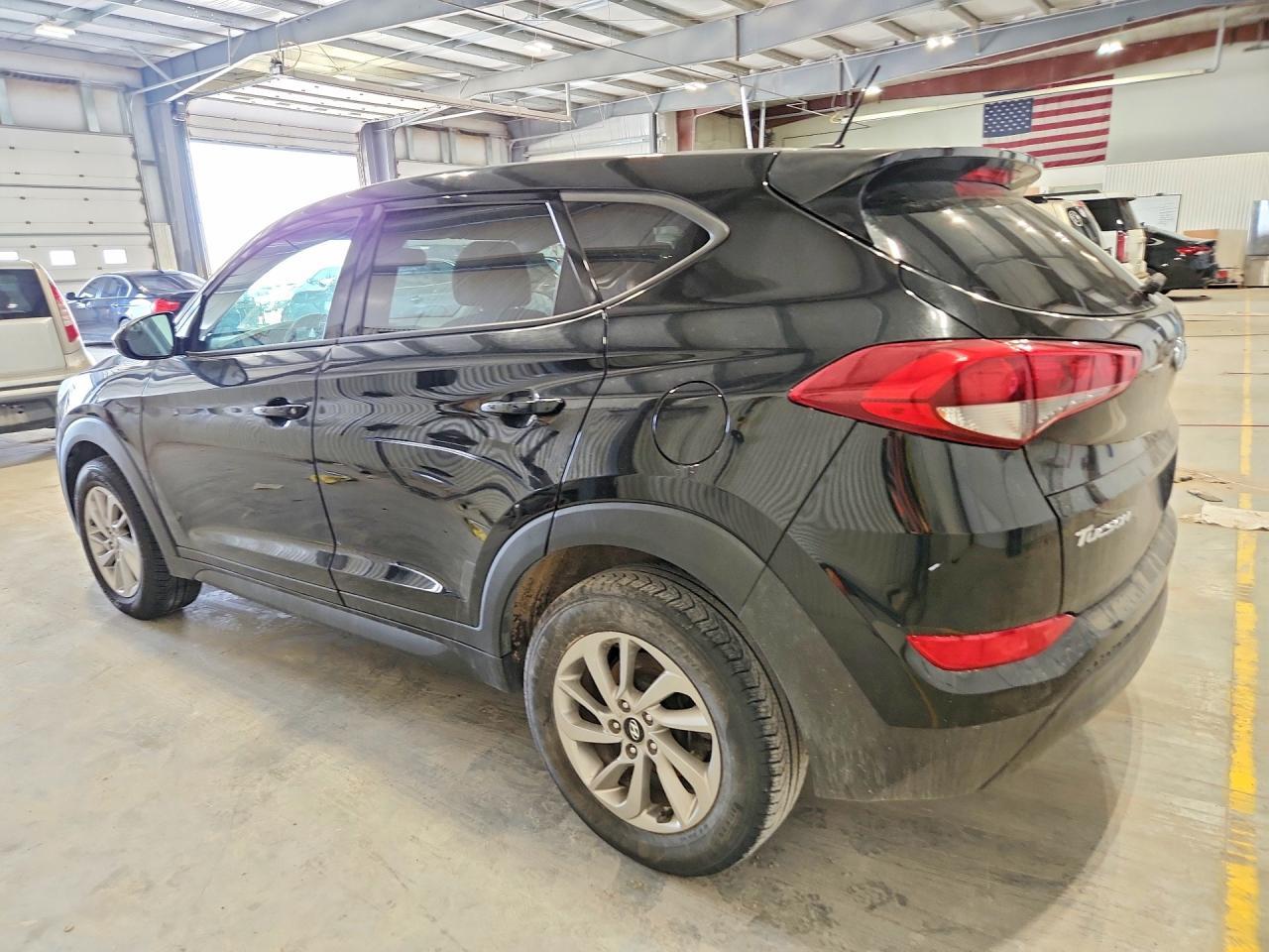 2017 Hyundai Tucson Se - Image 2