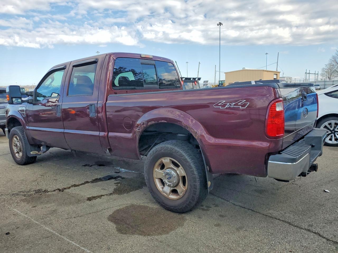 2010 Ford F250 Super Duty - Фото 2