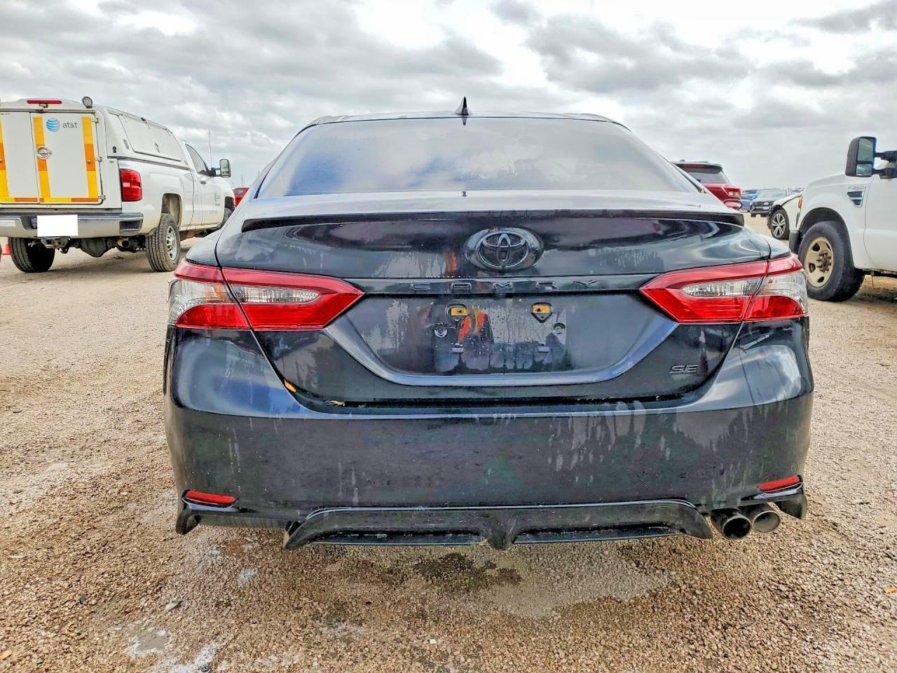 2022 Toyota Camry Se Nightshade - Image 6