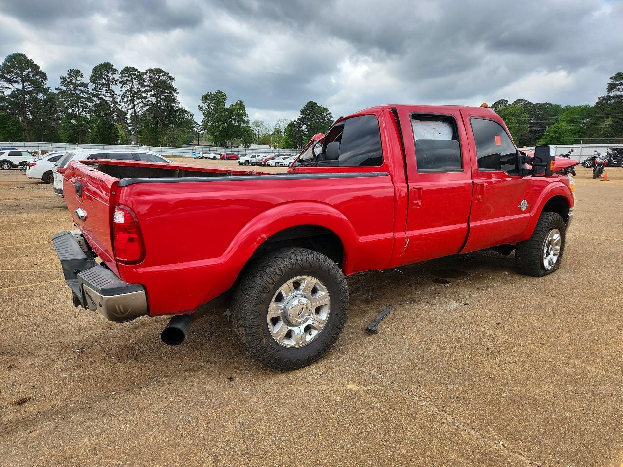 2013 Ford F350 Super Duty - Фото 3