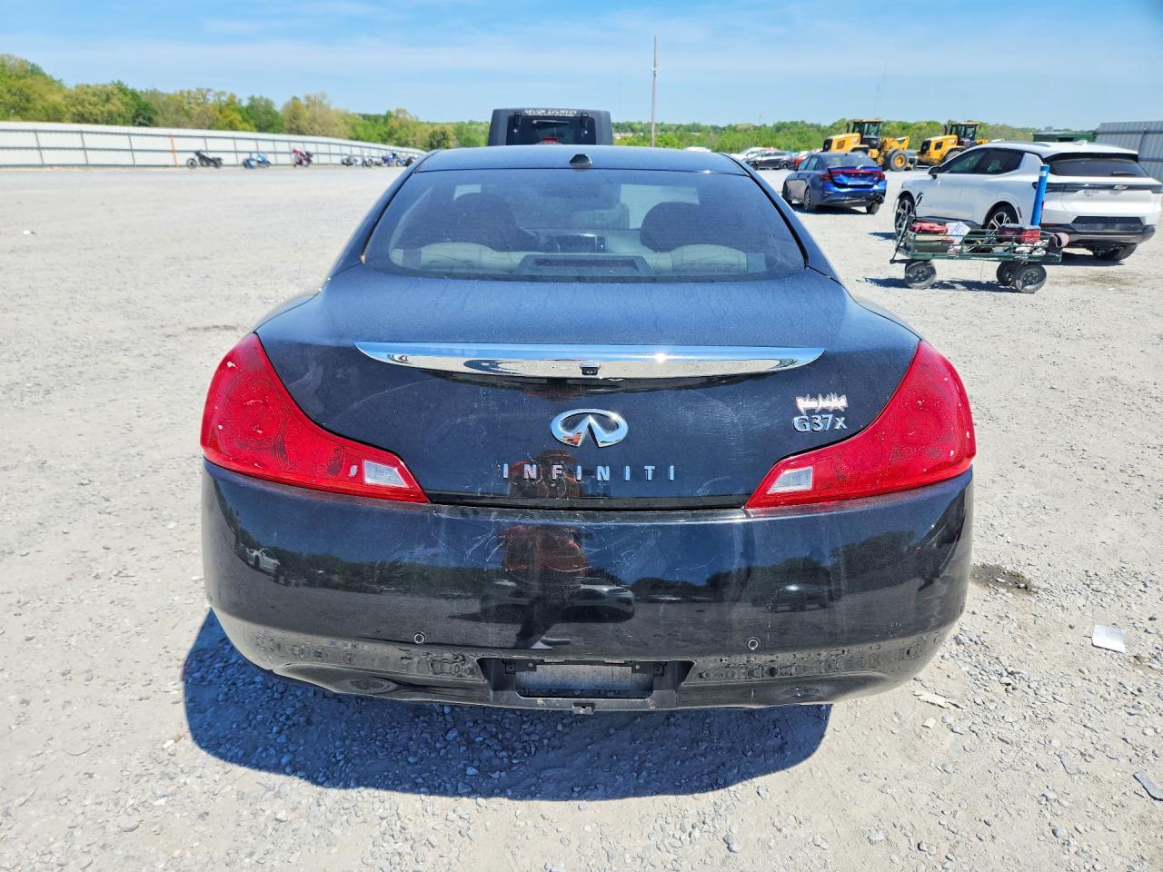 2011 Infiniti G37 Coupe X - Фото 6