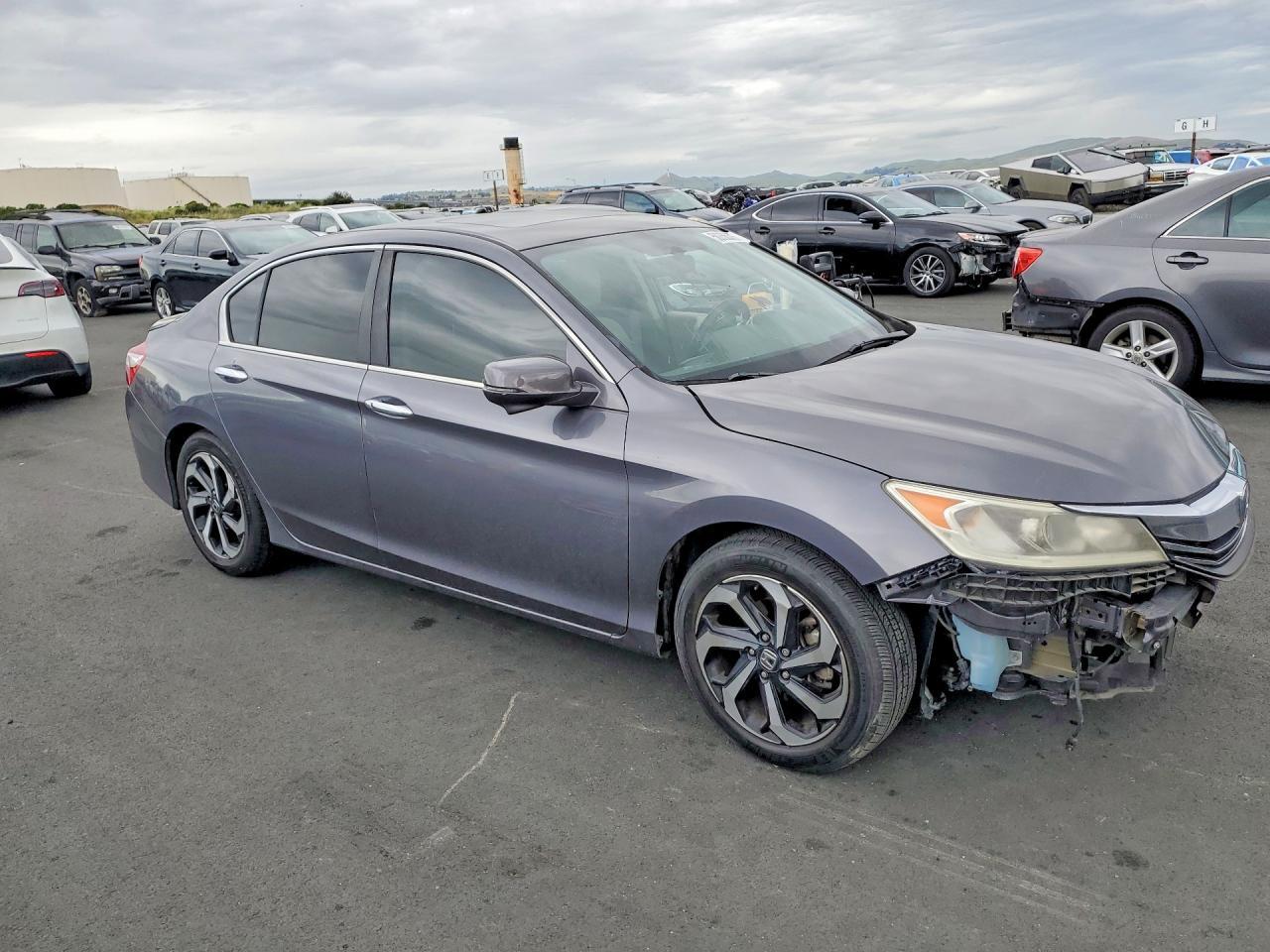 2016 Honda Accord Ex - Фото 4