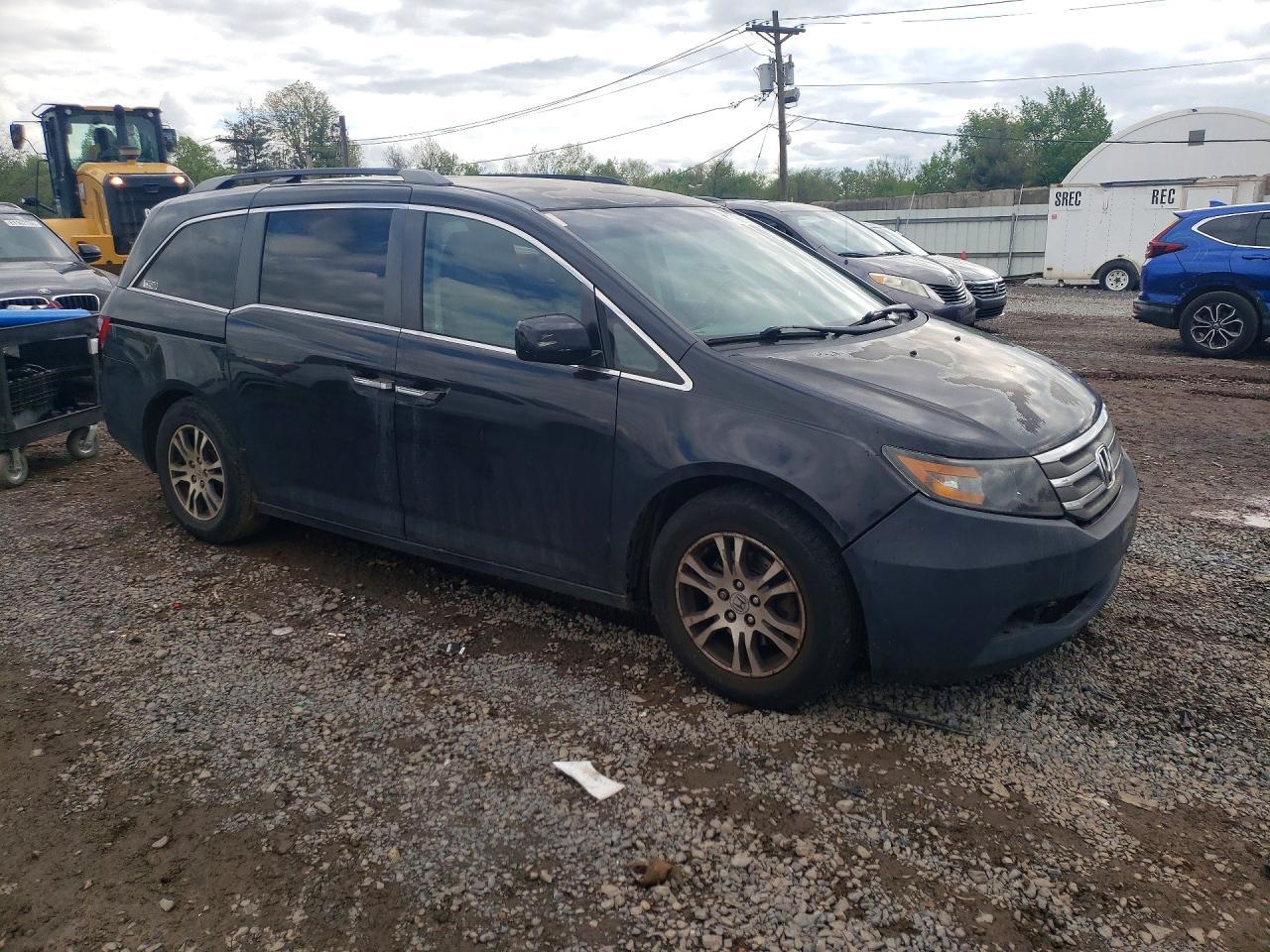 2011 Honda Odyssey Ex - Image 4
