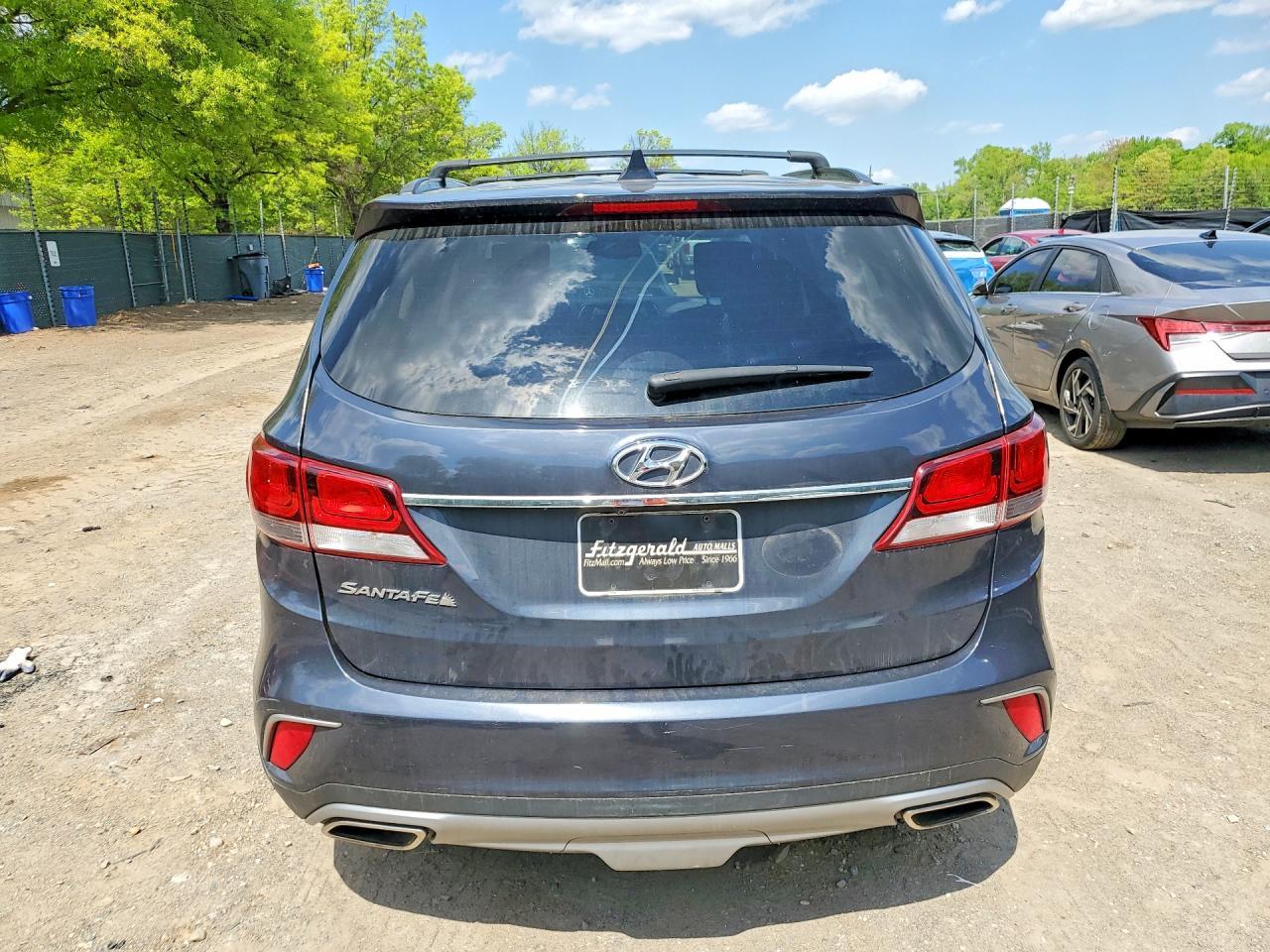 2017 Hyundai Santa Fe - Фото 6