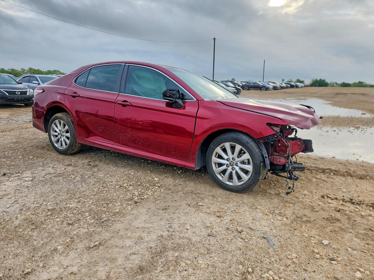 2020 Toyota Camry Le - Image 4