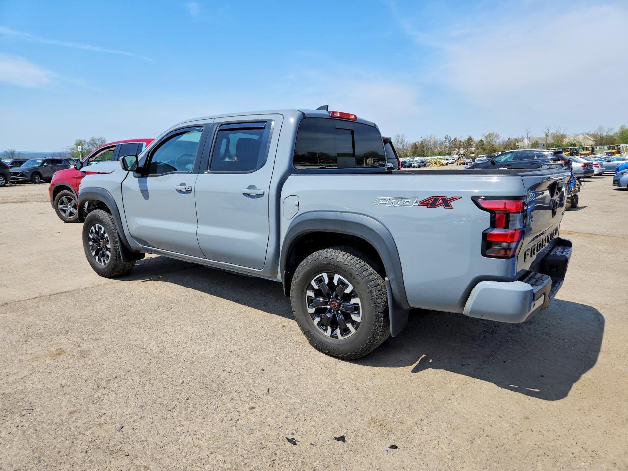 2023 Nissan Frontier S - Фото 2
