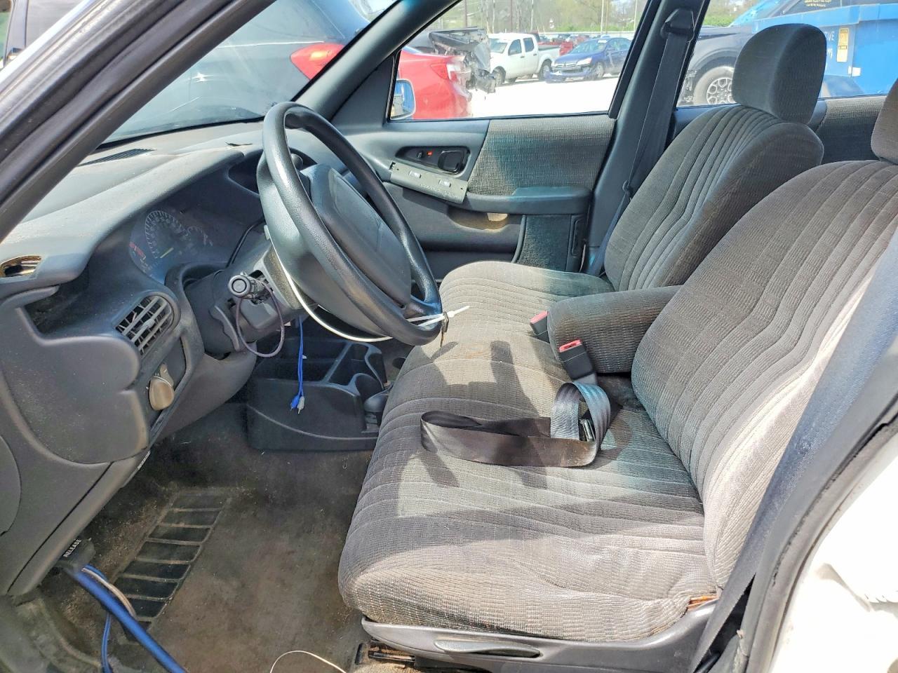 1994 Pontiac Grand Prix Se - Фото 7