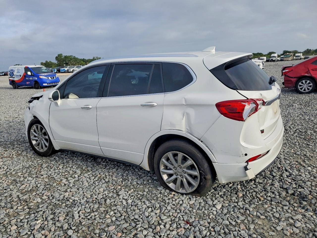 2020 Buick Envision Essence - Фото 2