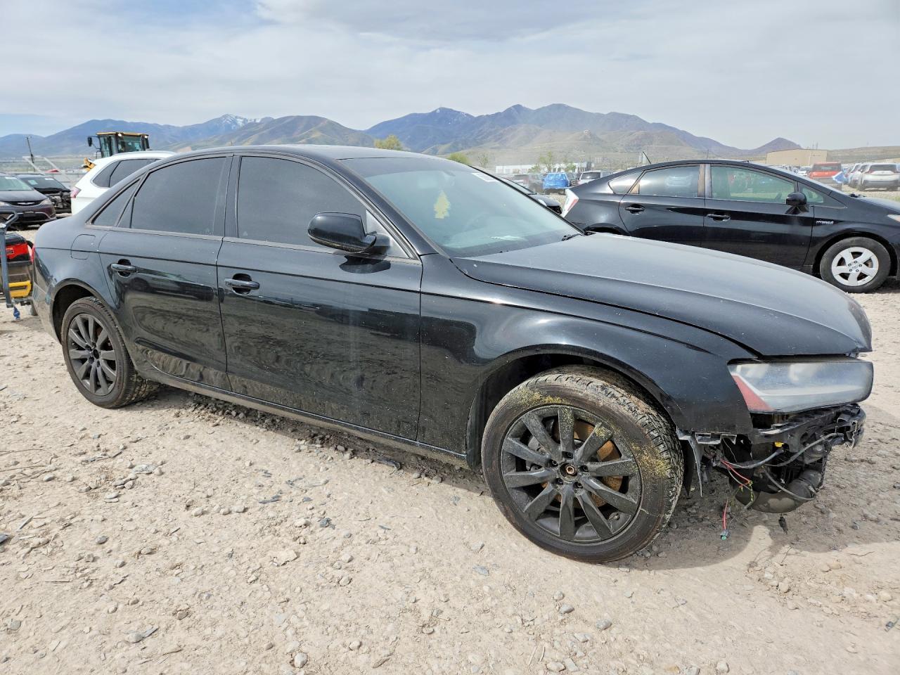 2014 Audi A4 Premium - Фото 4